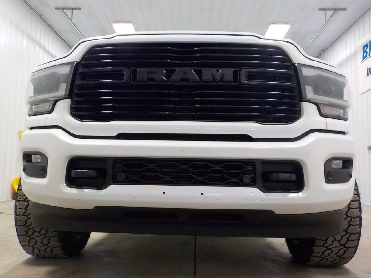 RAM 2500 Laramie 4x4 Crew Cab 6'4" Box 2019