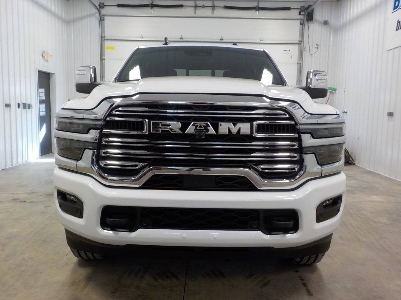 RAM 2500 Laramie 4x4 Crew Cab 6'4" Box 2026