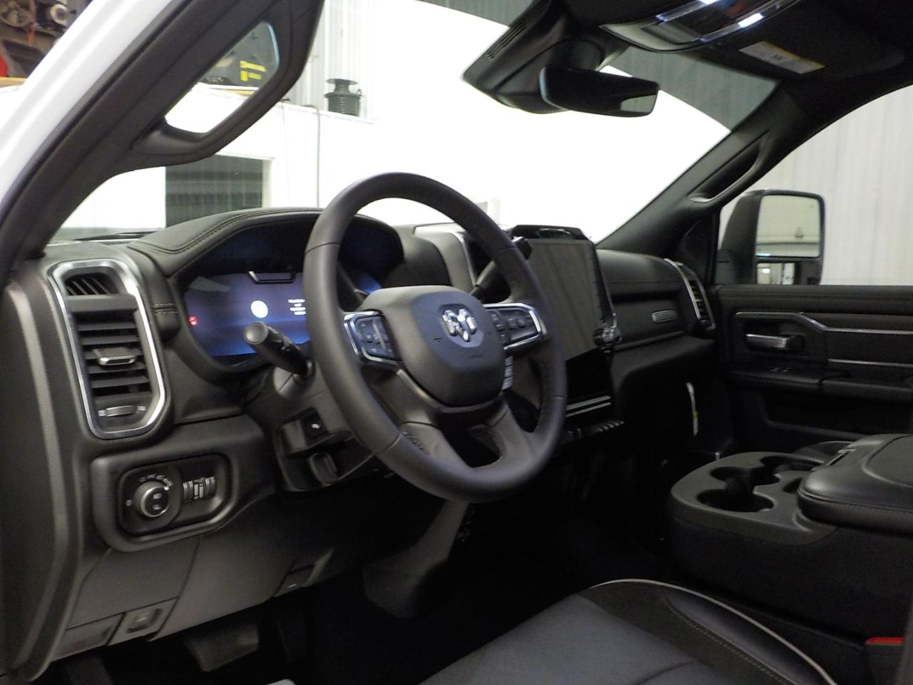 RAM 2500 Laramie 4x4 Crew Cab 6'4" Box 2026