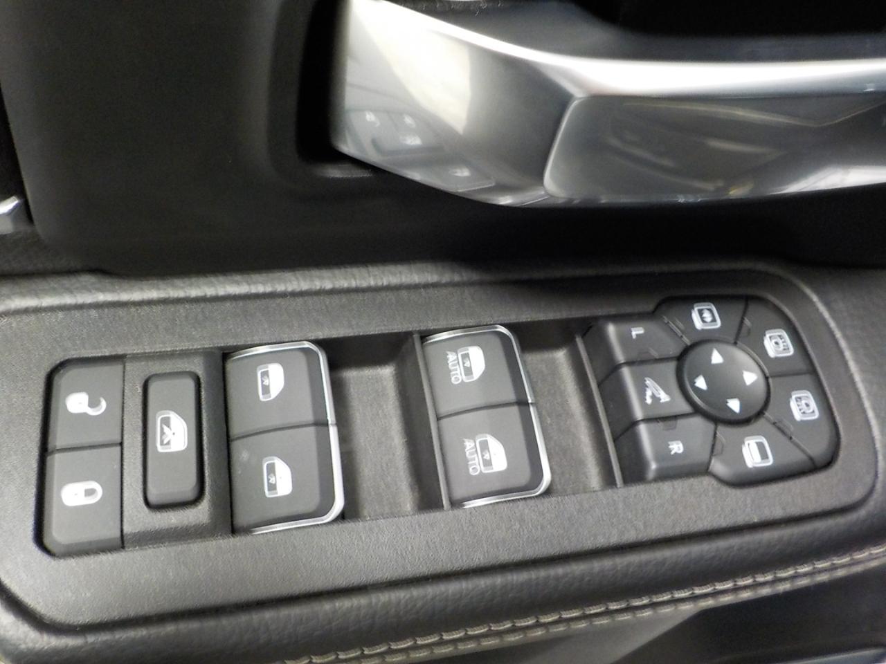 RAM 2500 Laramie 4x4 Crew Cab 6'4" Box 2026