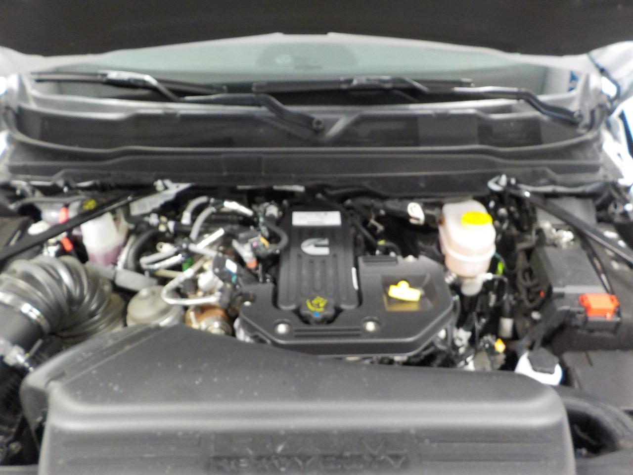 RAM 2500 Laramie 4x4 Crew Cab 6'4" Box 2026