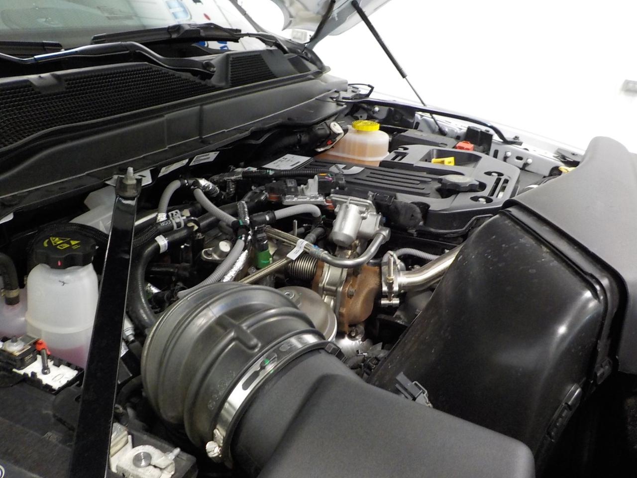 RAM 2500 Laramie 4x4 Crew Cab 6'4" Box 2026