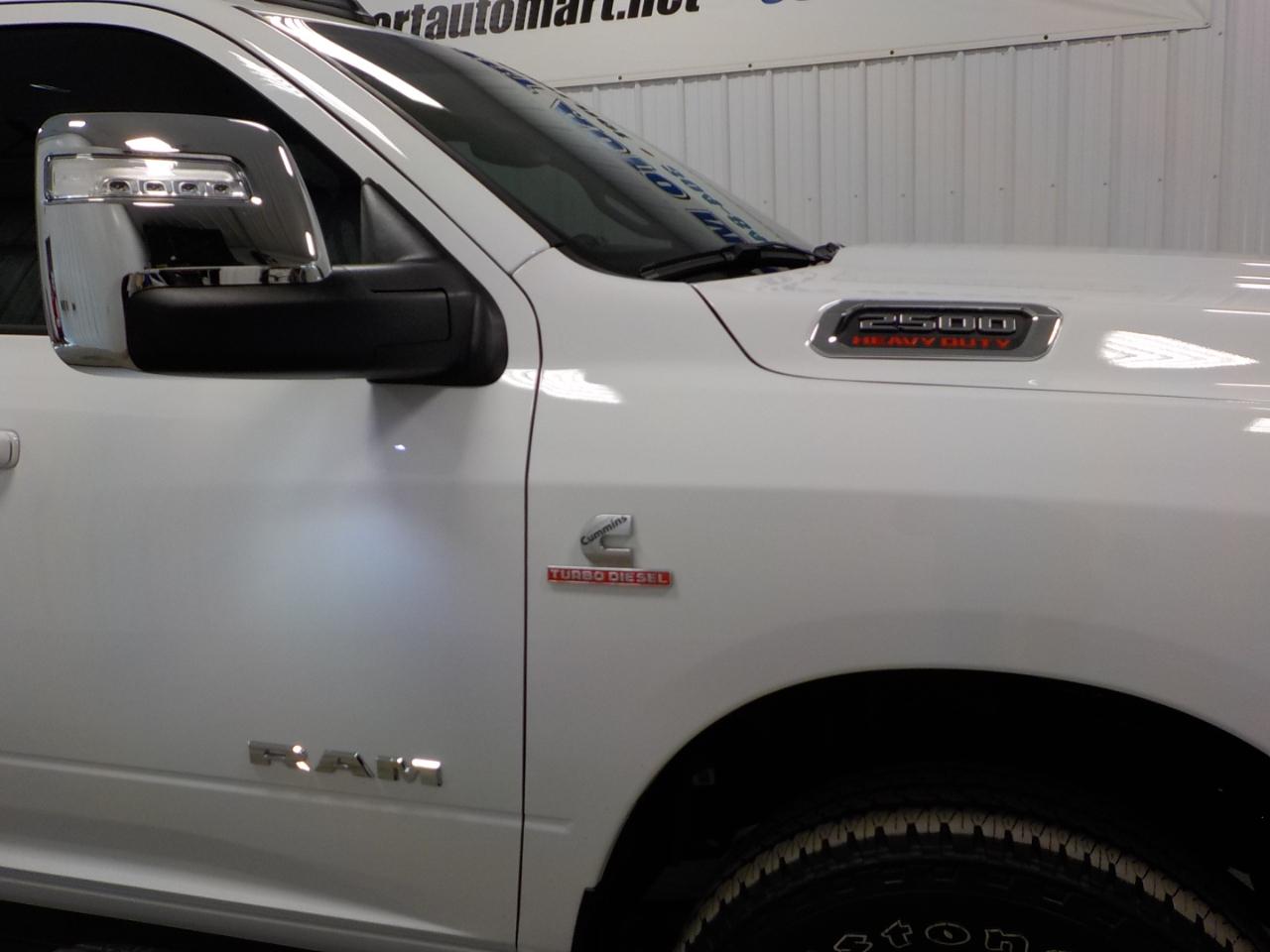 RAM 2500 Laramie 4x4 Crew Cab 6'4" Box 2026