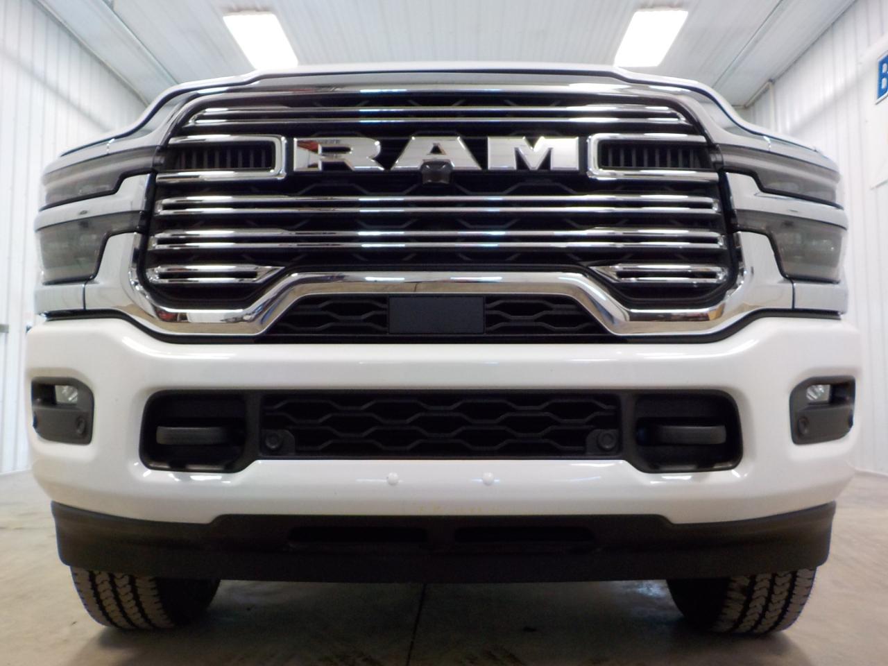 RAM 2500 Laramie 4x4 Crew Cab 6'4" Box 2026