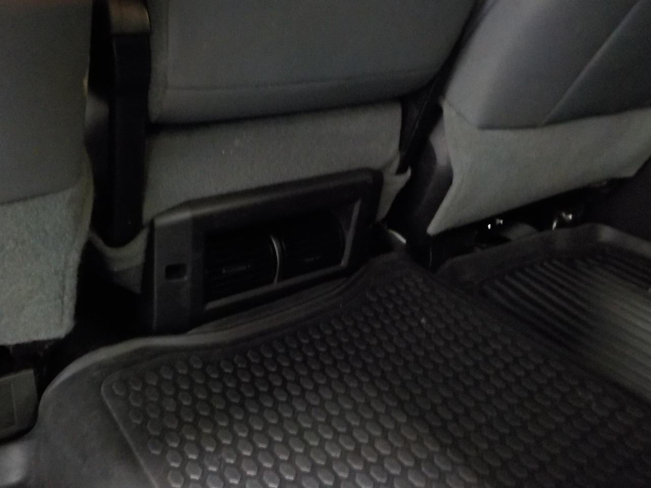 RAM 2500 Tradesman 4x4 Crew Cab 6'4" Box 2017