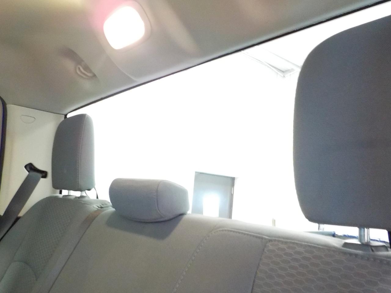 RAM 2500 Tradesman 4x4 Crew Cab 6'4" Box 2017