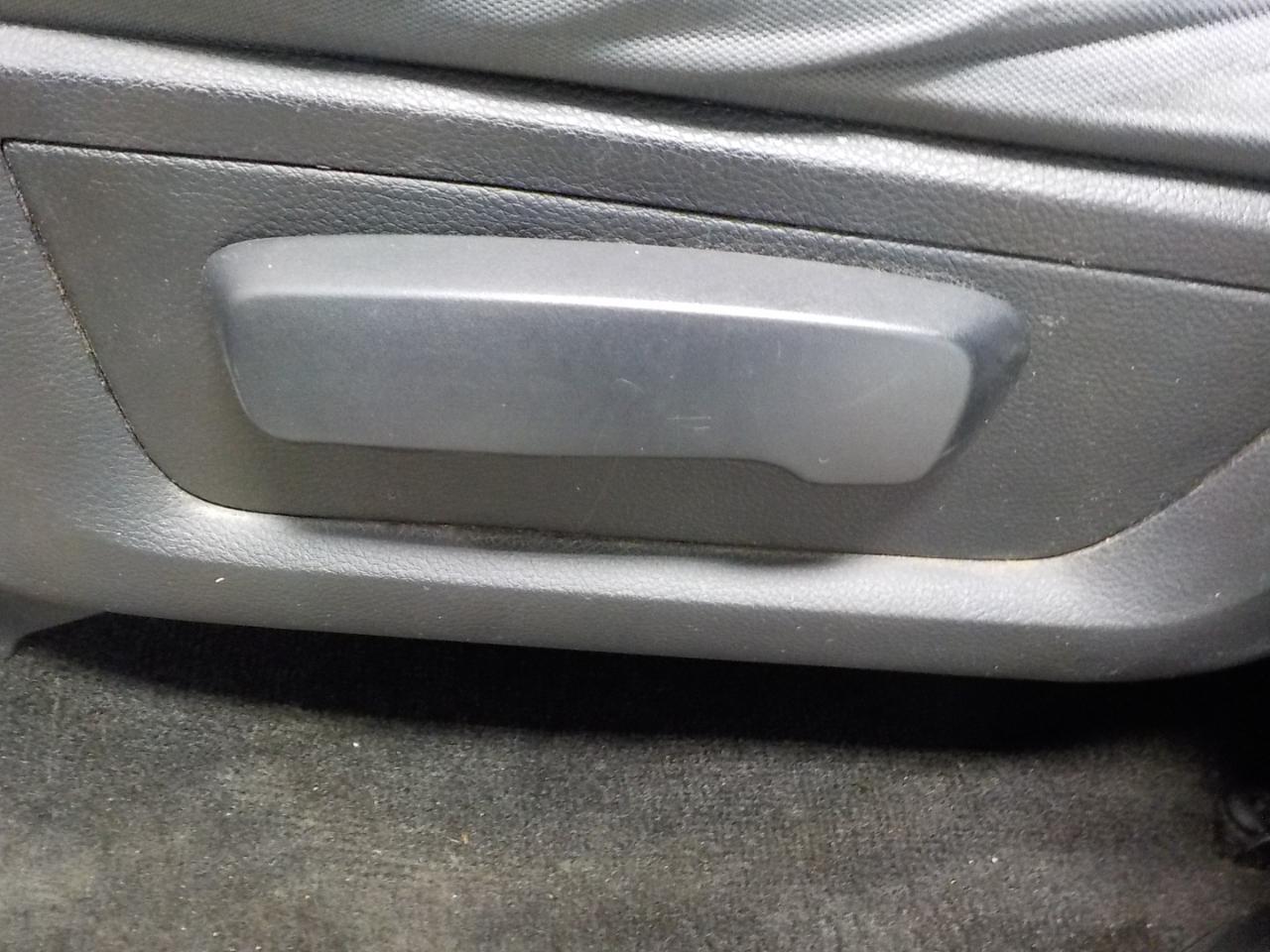 RAM 2500 Tradesman 4x4 Crew Cab 6'4" Box 2017