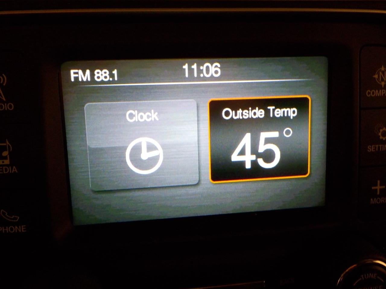 RAM 2500 Tradesman 4x4 Crew Cab 6'4" Box 2017