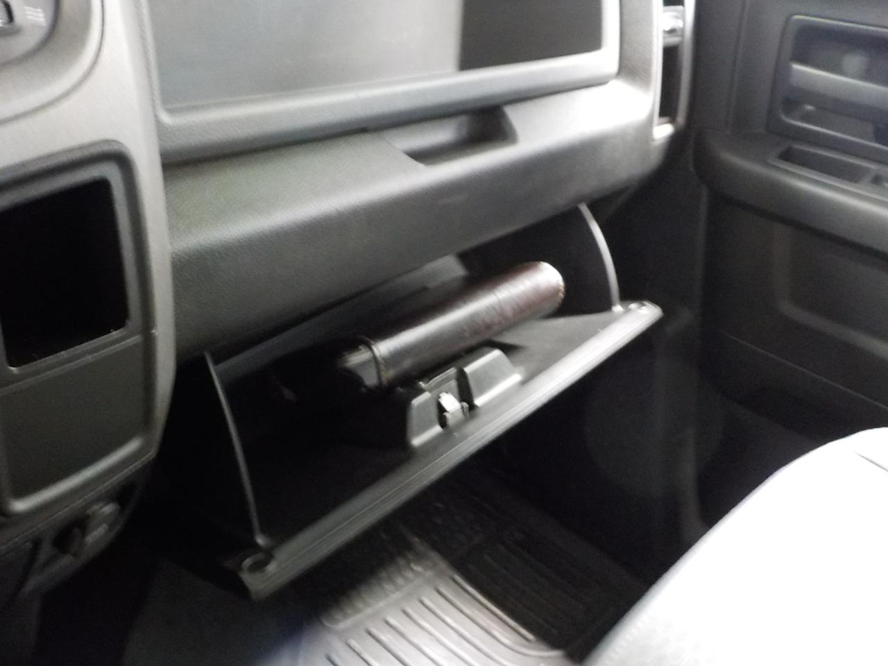 RAM 2500 Tradesman 4x4 Crew Cab 6'4" Box 2017