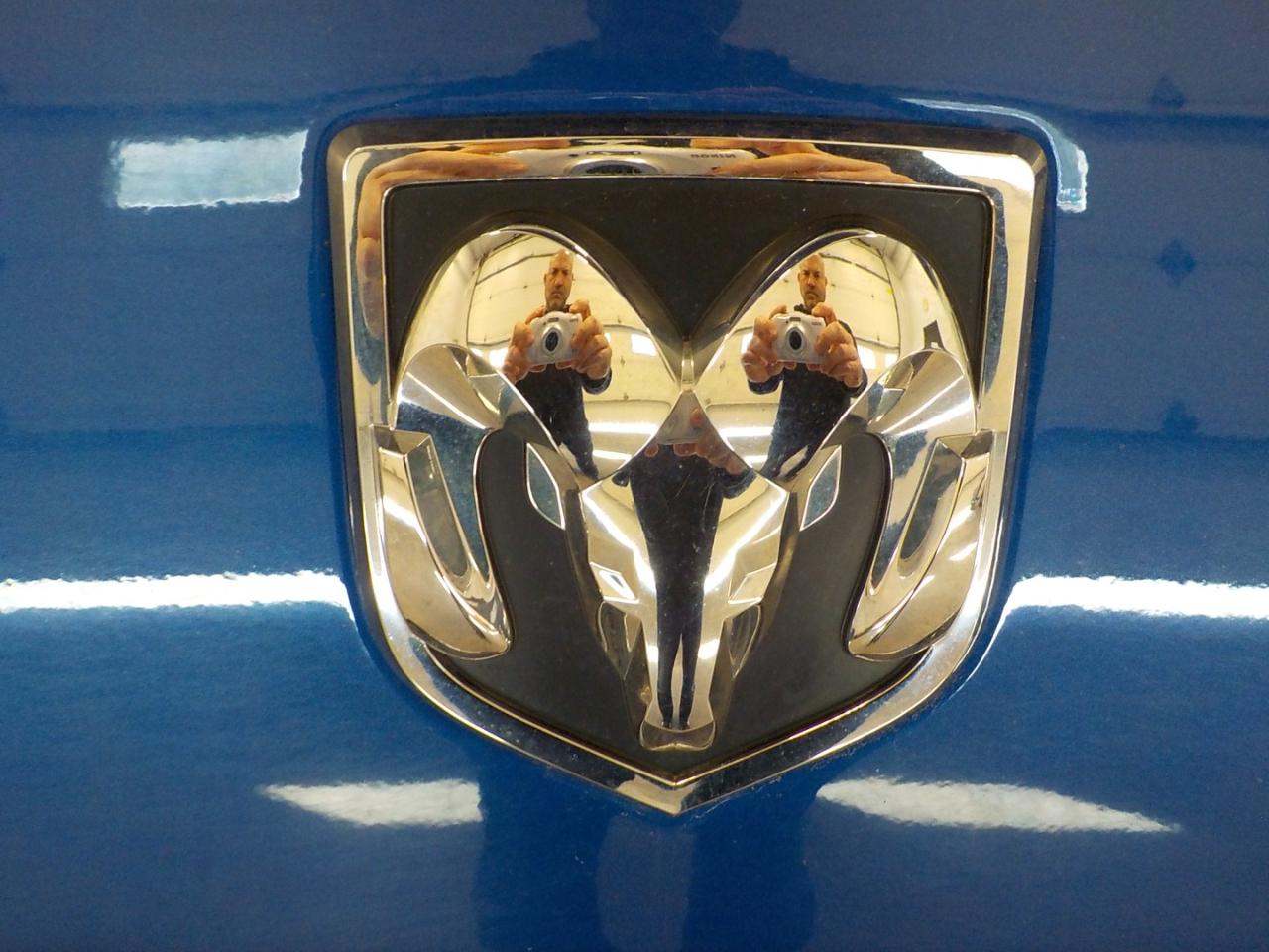 RAM 2500 Tradesman 4x4 Crew Cab 6'4" Box 2017