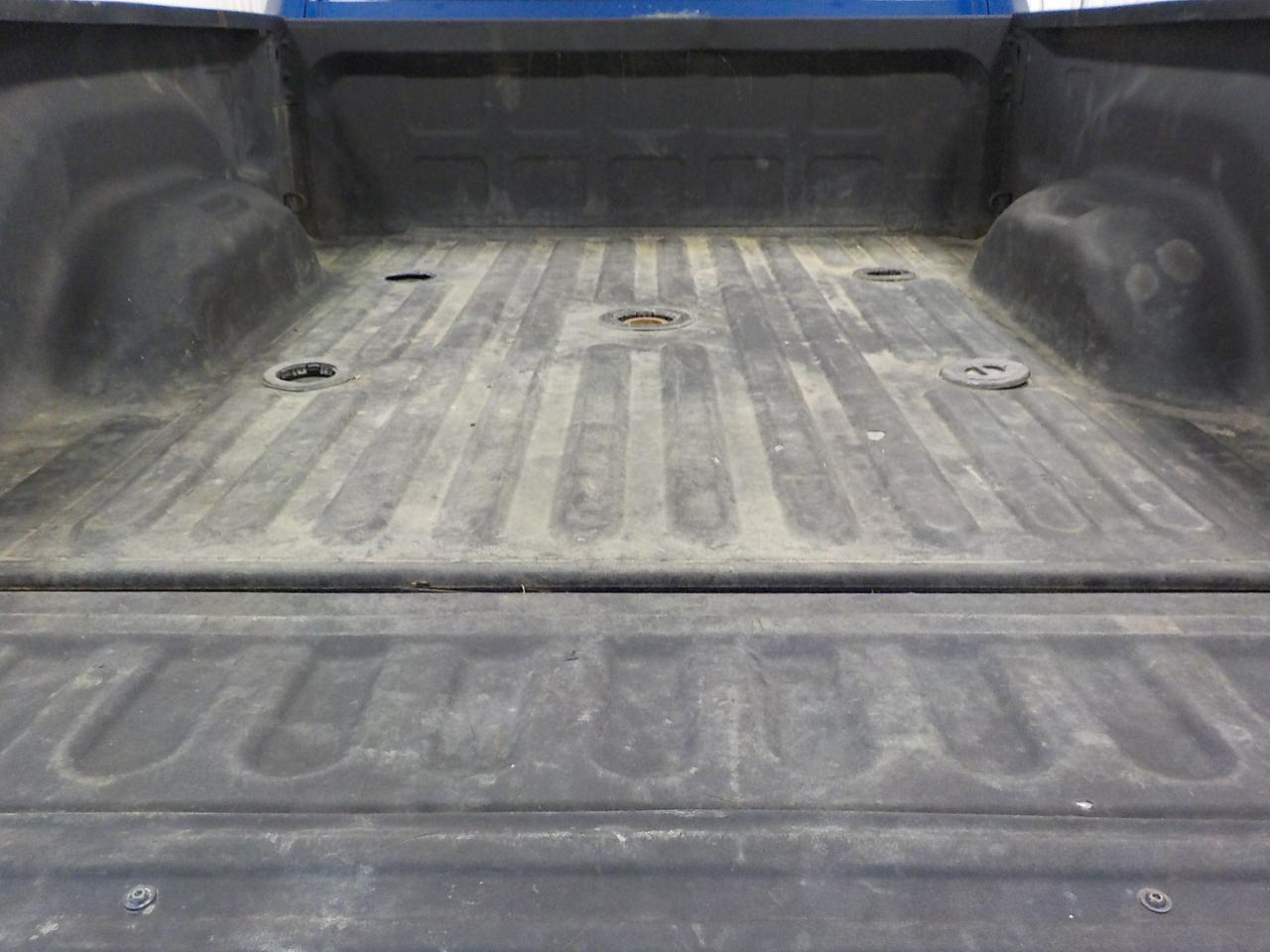 RAM 2500 Tradesman 4x4 Crew Cab 6'4" Box 2017