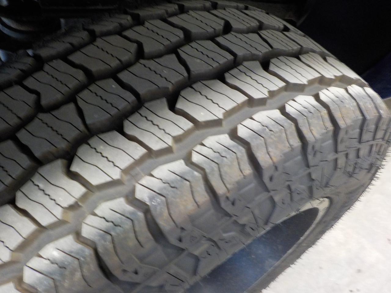 RAM 2500 Tradesman 4x4 Crew Cab 6'4" Box 2017