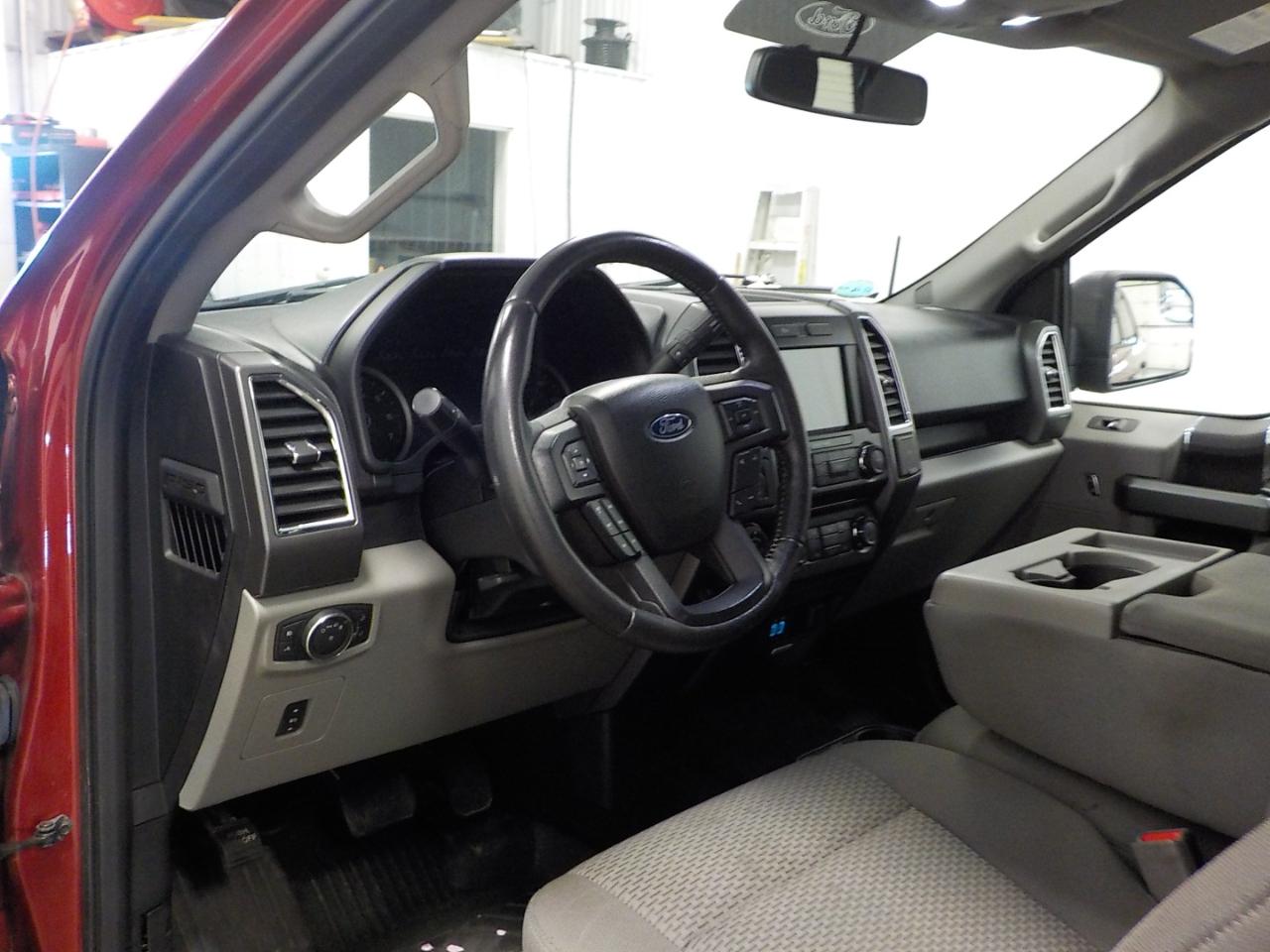 Ford F-150 4WD SuperCrew 145" King Ranch 2016