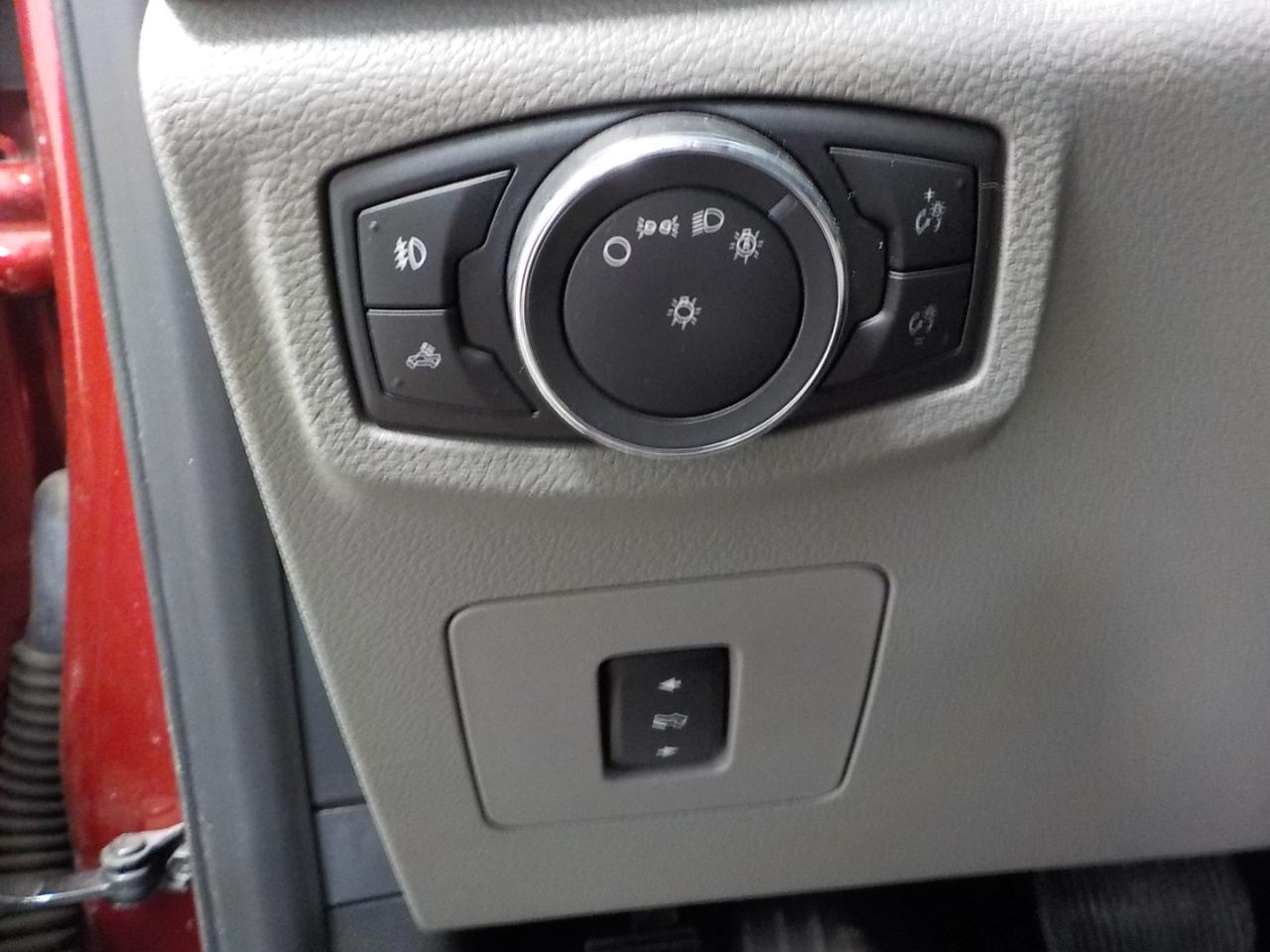 Ford F-150 4WD SuperCrew 145" King Ranch 2016