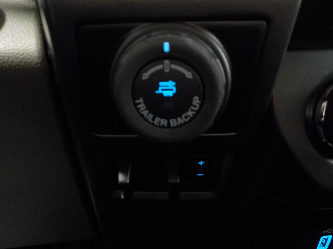 Ford F-150 4WD SuperCrew 145" King Ranch 2016