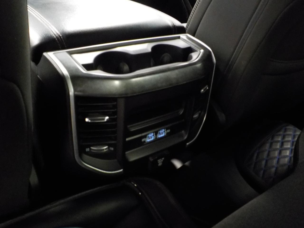 RAM 1500 Big Horn 4x4 Quad Cab 6'4" Box 2021