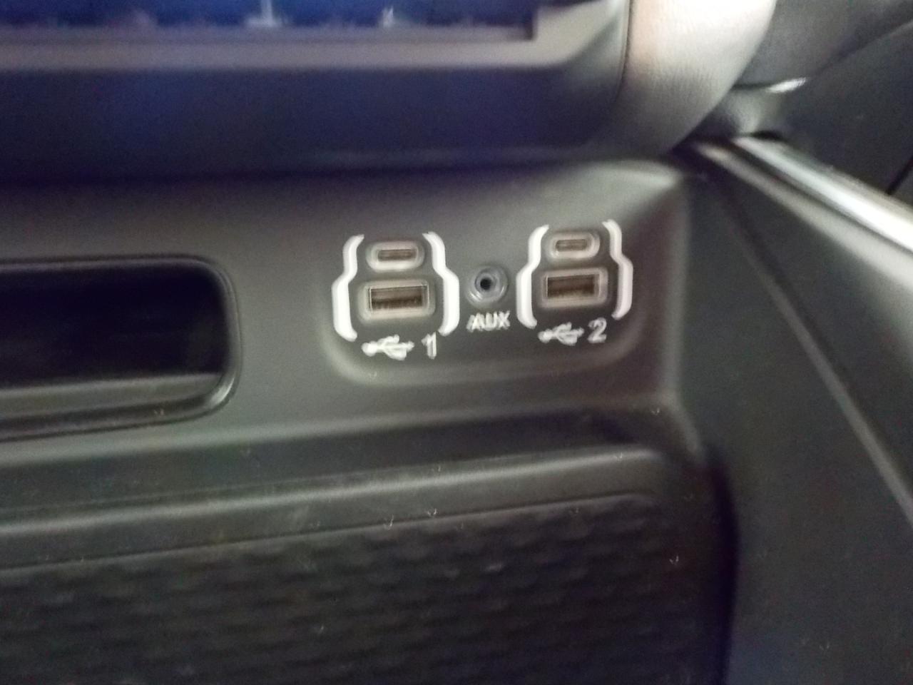 RAM 1500 Big Horn 4x4 Quad Cab 6'4" Box 2021