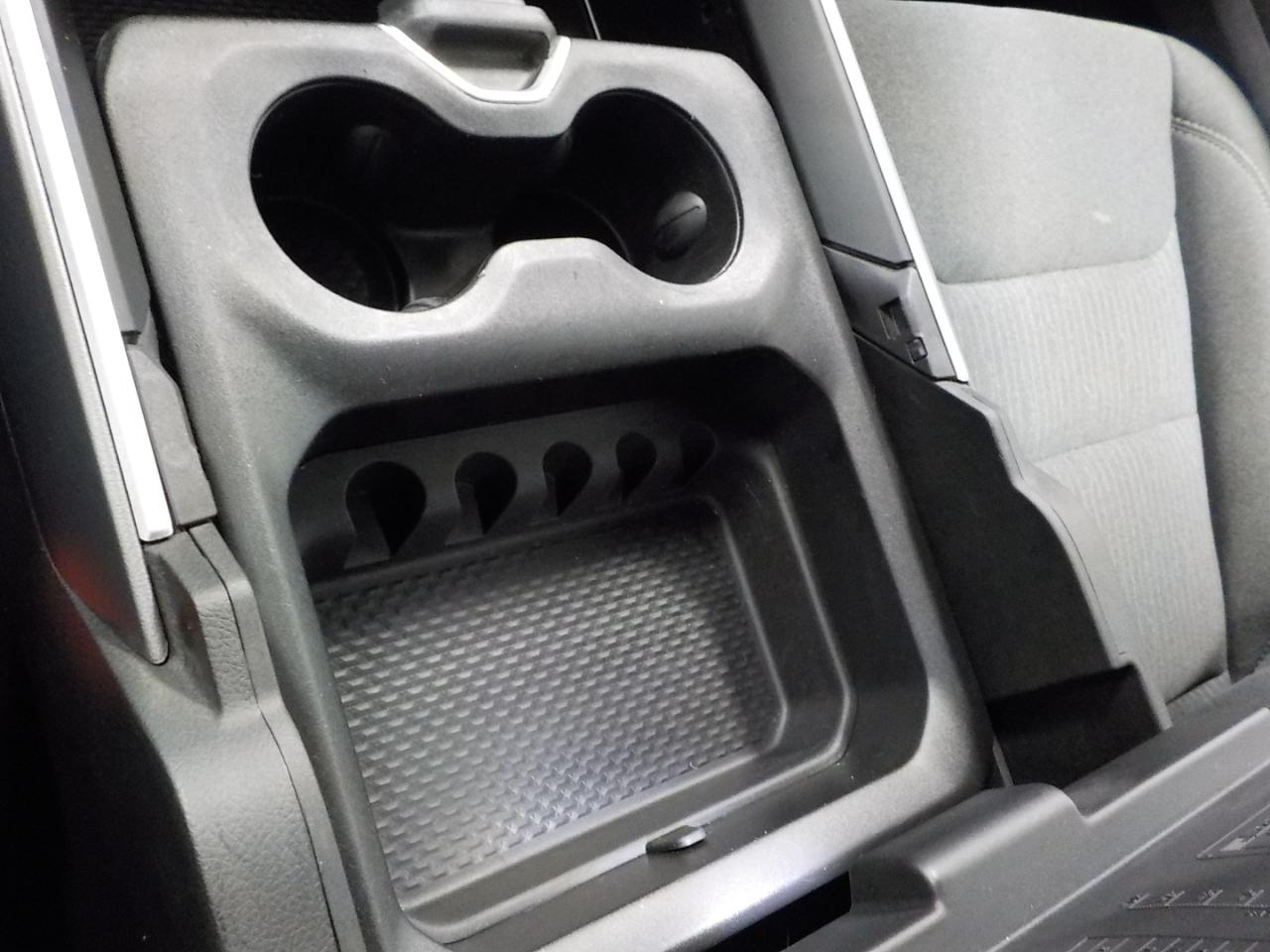 RAM 1500 Big Horn 4x4 Quad Cab 6'4" Box 2021