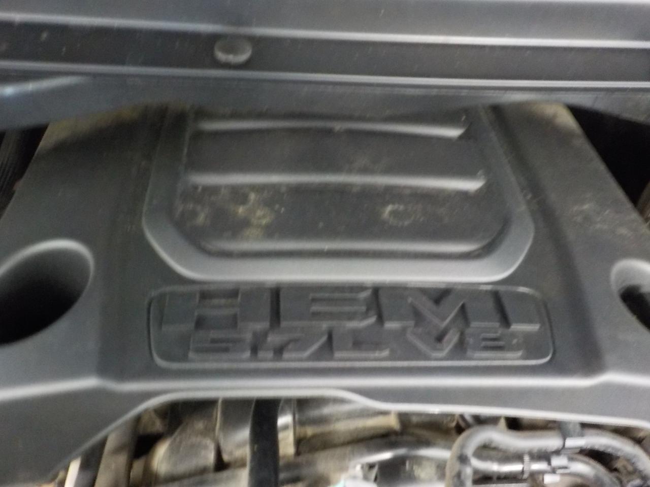 RAM 1500 Big Horn 4x4 Quad Cab 6'4" Box 2021