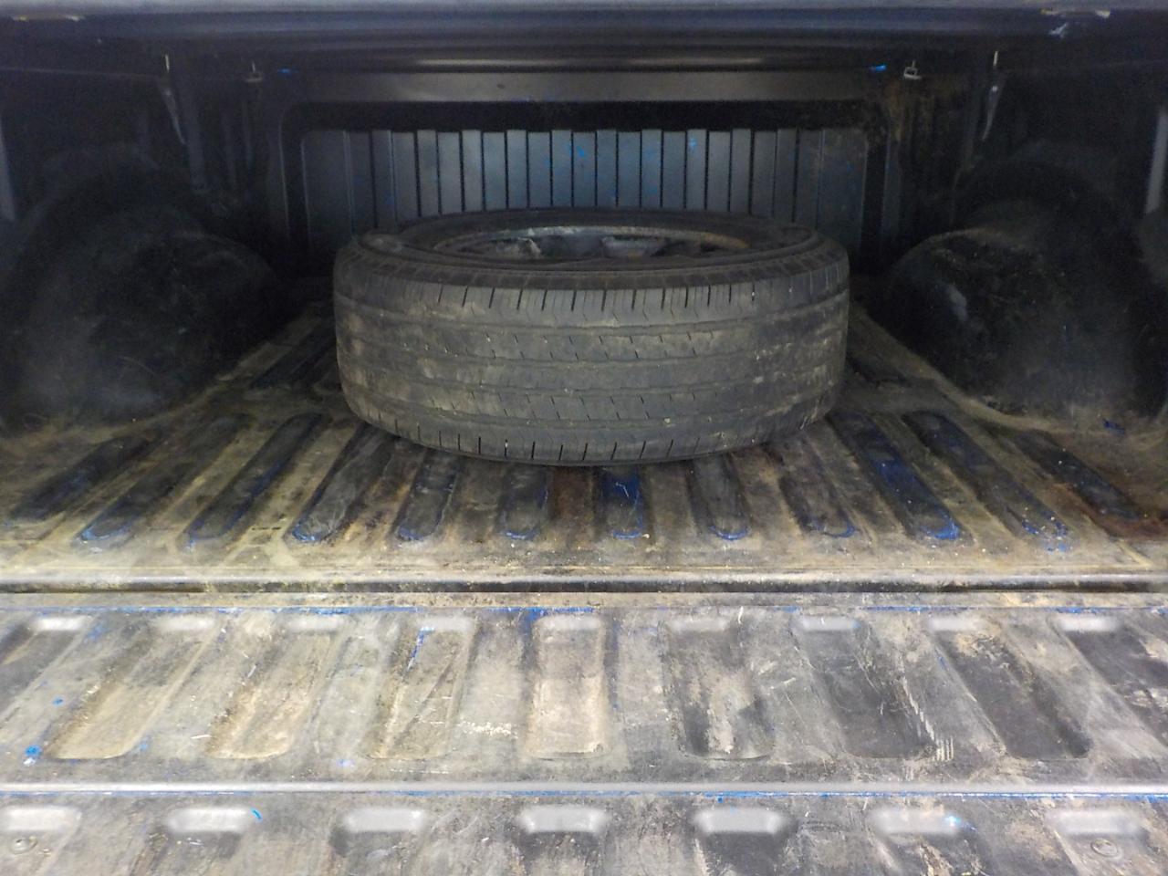 RAM 1500 Big Horn 4x4 Quad Cab 6'4" Box 2021