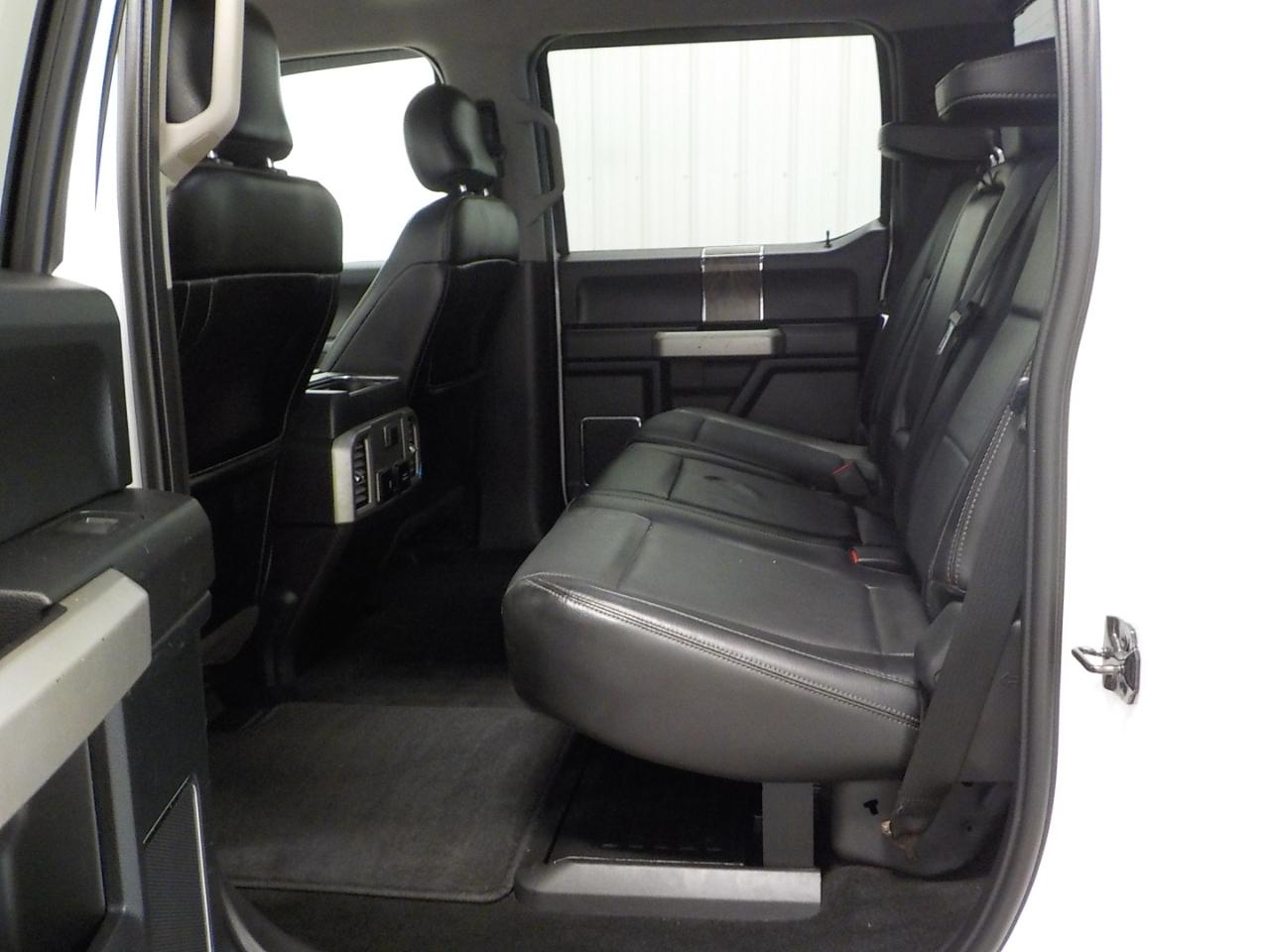 Ford Super Duty F-250 SRW Lariat 4WD Crew Cab 6.75' Box 2017