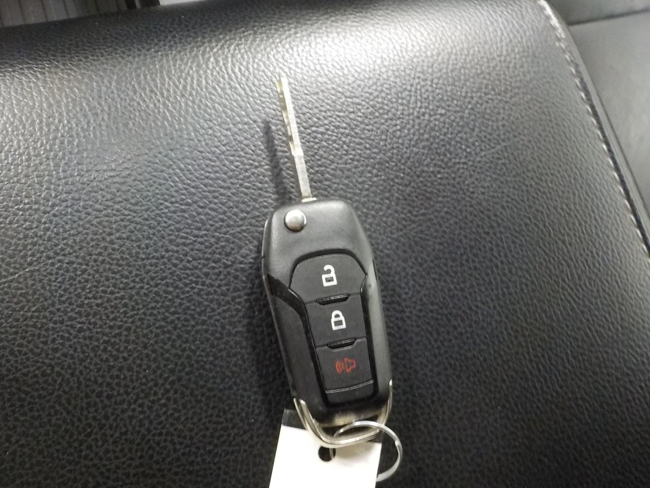 Ford Super Duty F-250 SRW Lariat 4WD Crew Cab 6.75' Box 2017