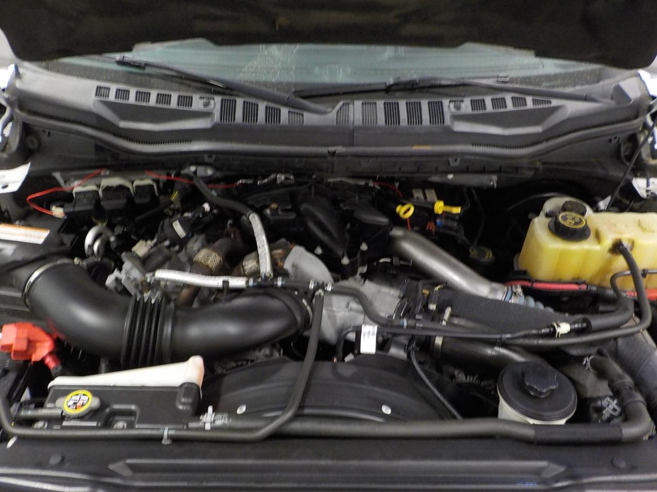 Ford Super Duty F-250 SRW Lariat 4WD Crew Cab 6.75' Box 2017