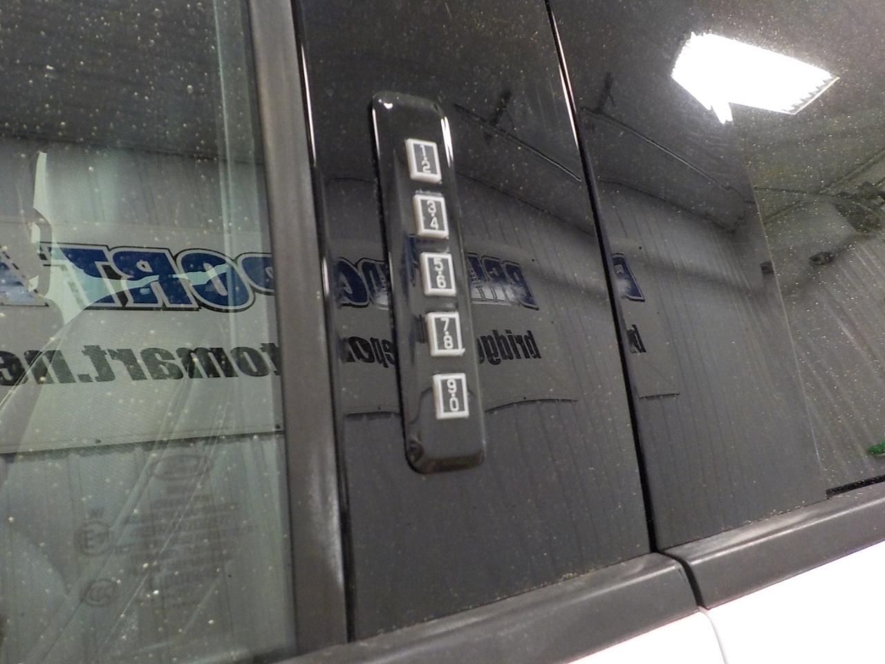 Ford Super Duty F-250 SRW Lariat 4WD Crew Cab 6.75' Box 2017