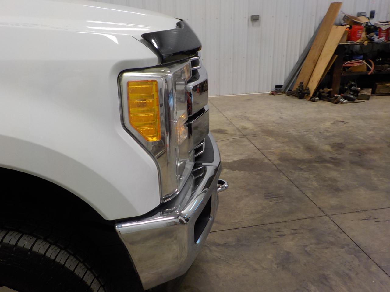 Ford Super Duty F-250 SRW Lariat 4WD Crew Cab 6.75' Box 2017