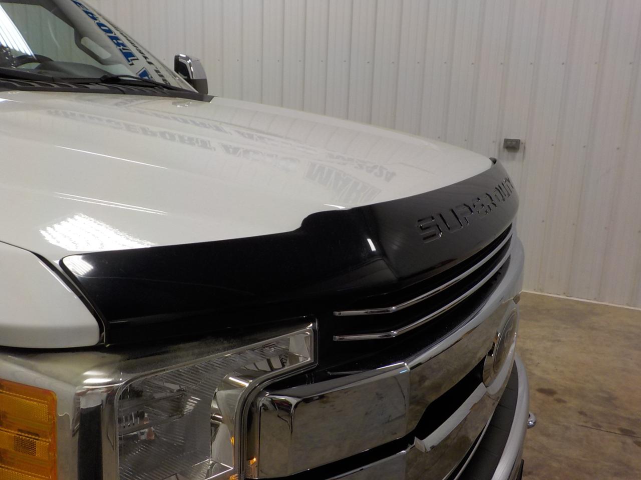 Ford Super Duty F-250 SRW Lariat 4WD Crew Cab 6.75' Box 2017