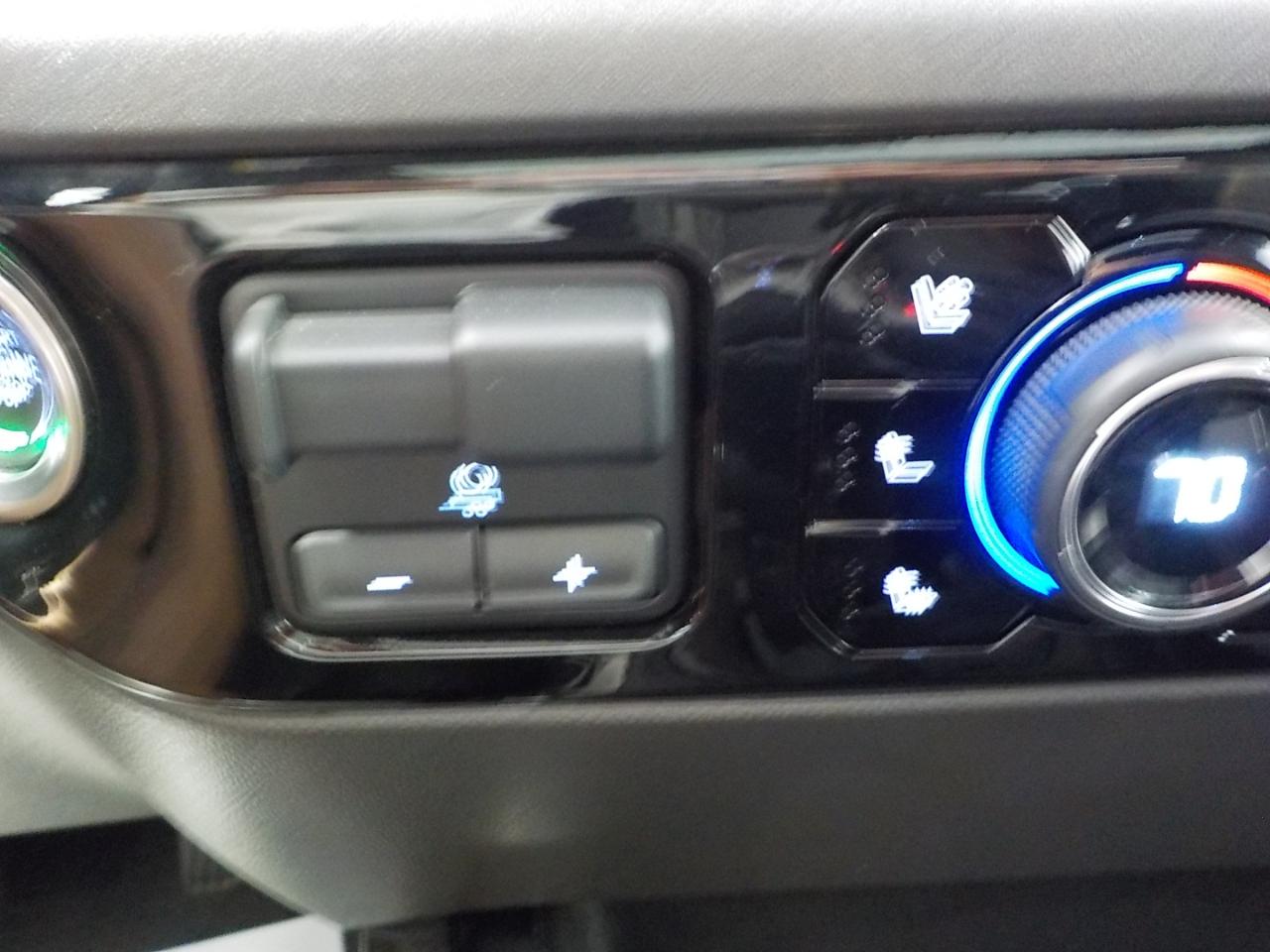 Chevrolet Silverado 1500 4WD Crew Cab 147" ZR2 2022