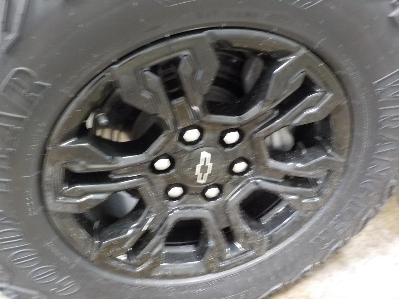 Chevrolet Silverado 1500 4WD Crew Cab 147" ZR2 2022