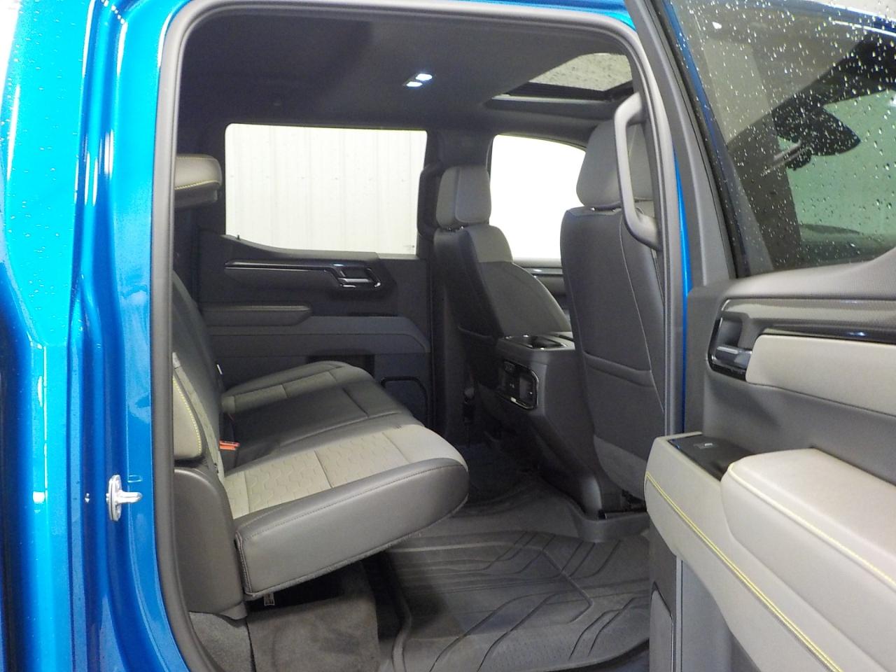 Chevrolet Silverado 1500 4WD Crew Cab 147" ZR2 2022