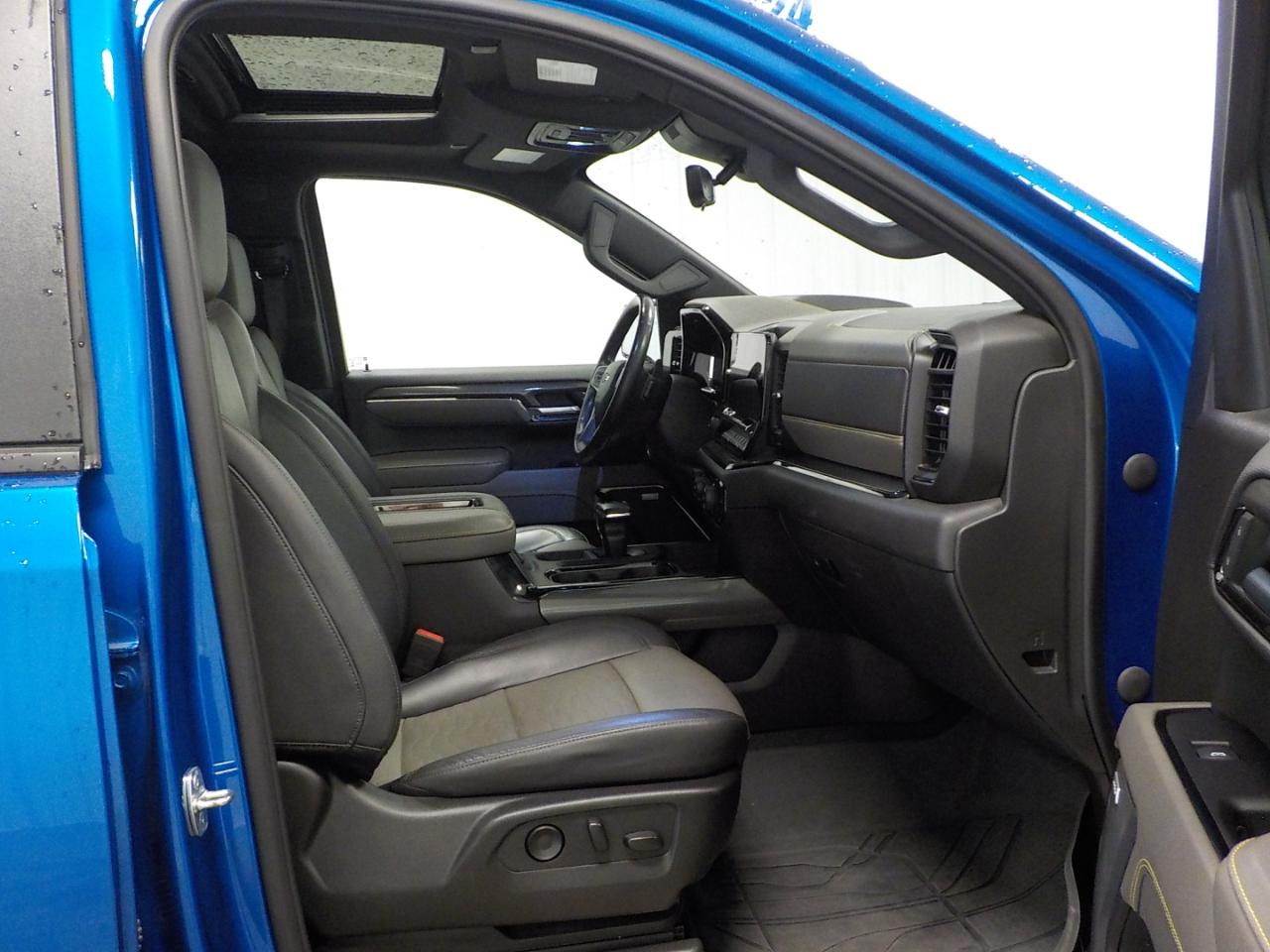 Chevrolet Silverado 1500 4WD Crew Cab 147" ZR2 2022