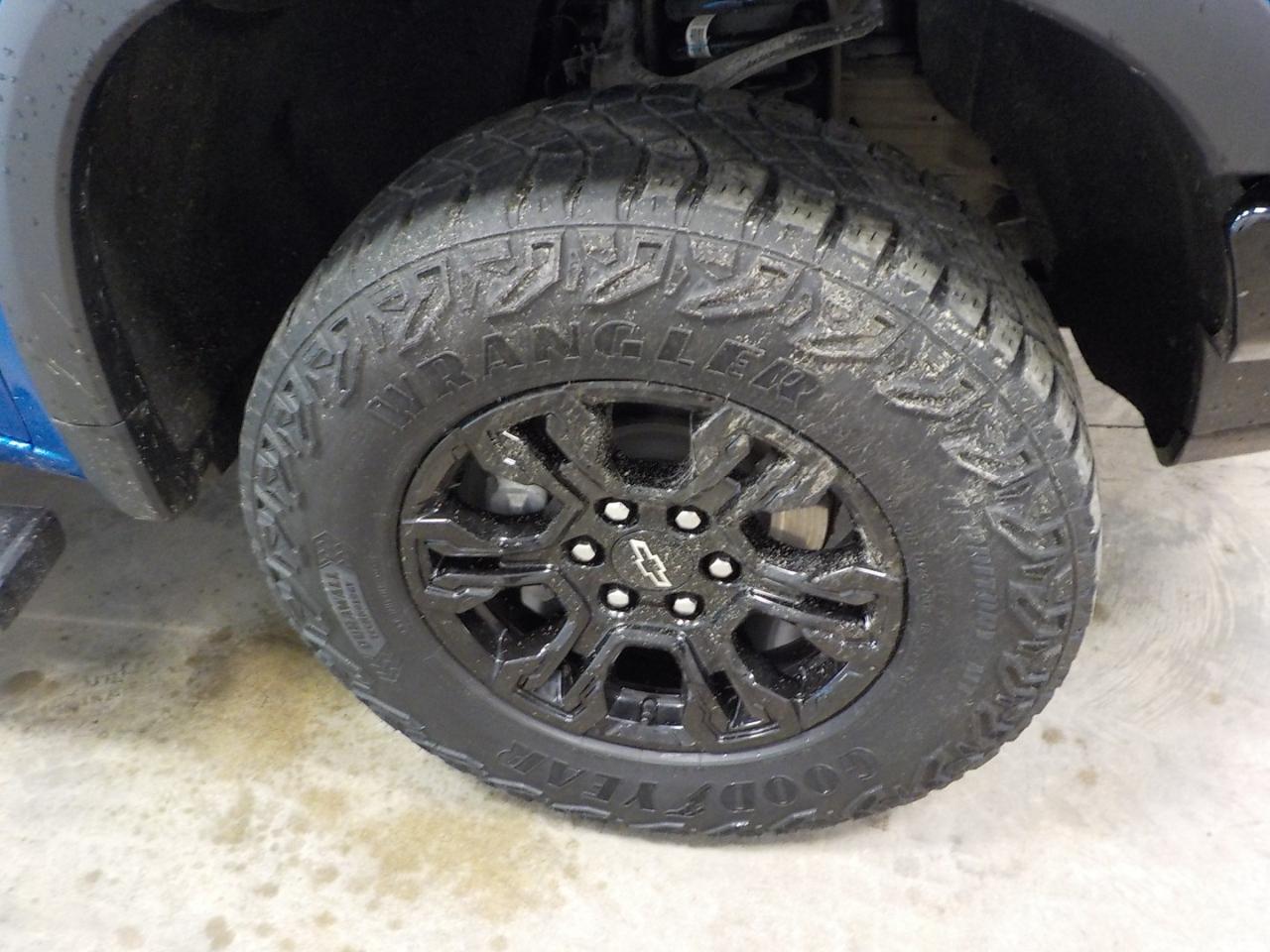 Chevrolet Silverado 1500 4WD Crew Cab 147" ZR2 2022