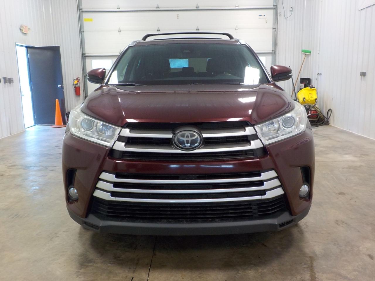 Toyota Highlander XLE V6 AWD (Natl) 2018