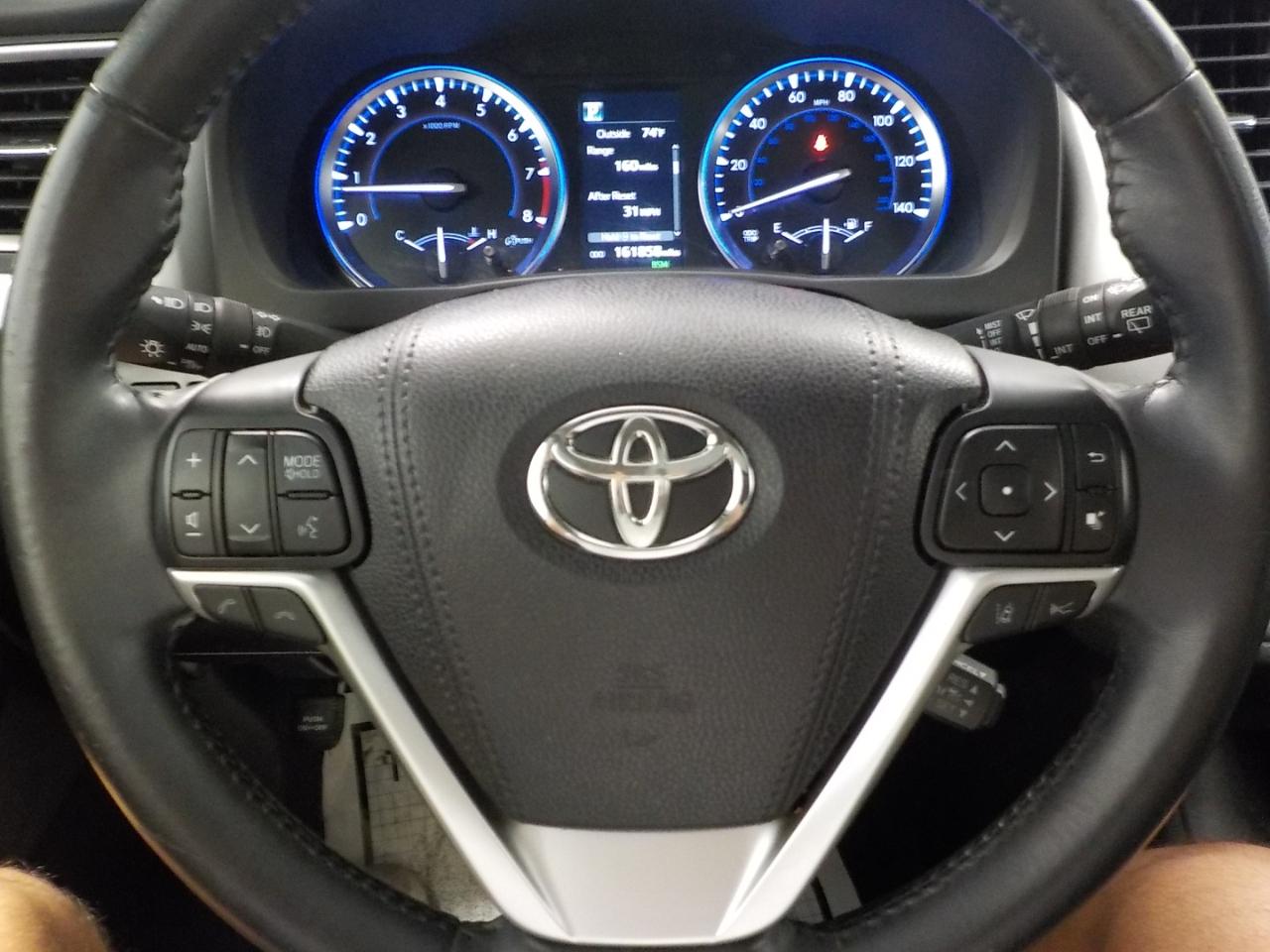 Toyota Highlander XLE V6 AWD (Natl) 2018