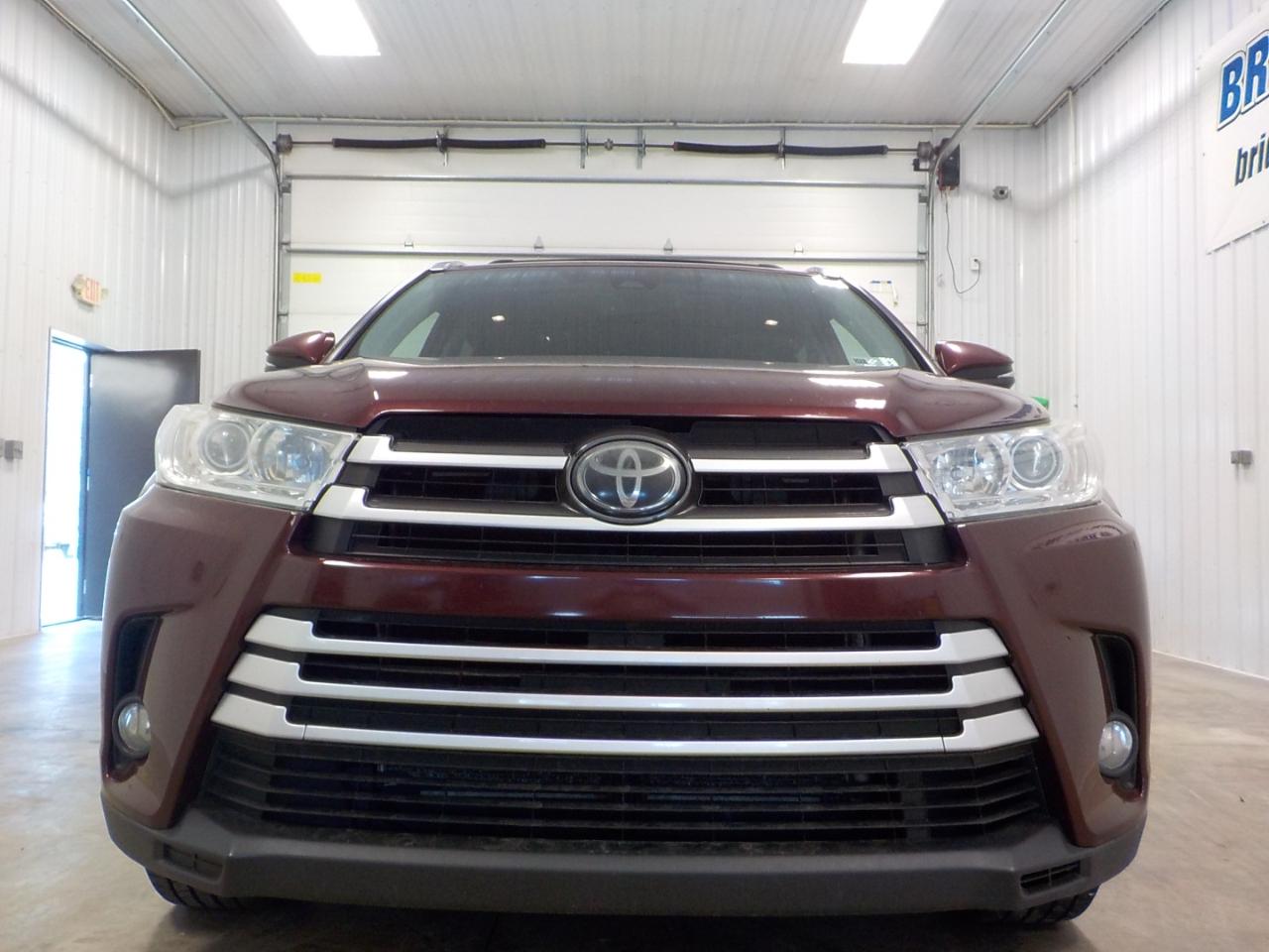 Toyota Highlander XLE V6 AWD (Natl) 2018