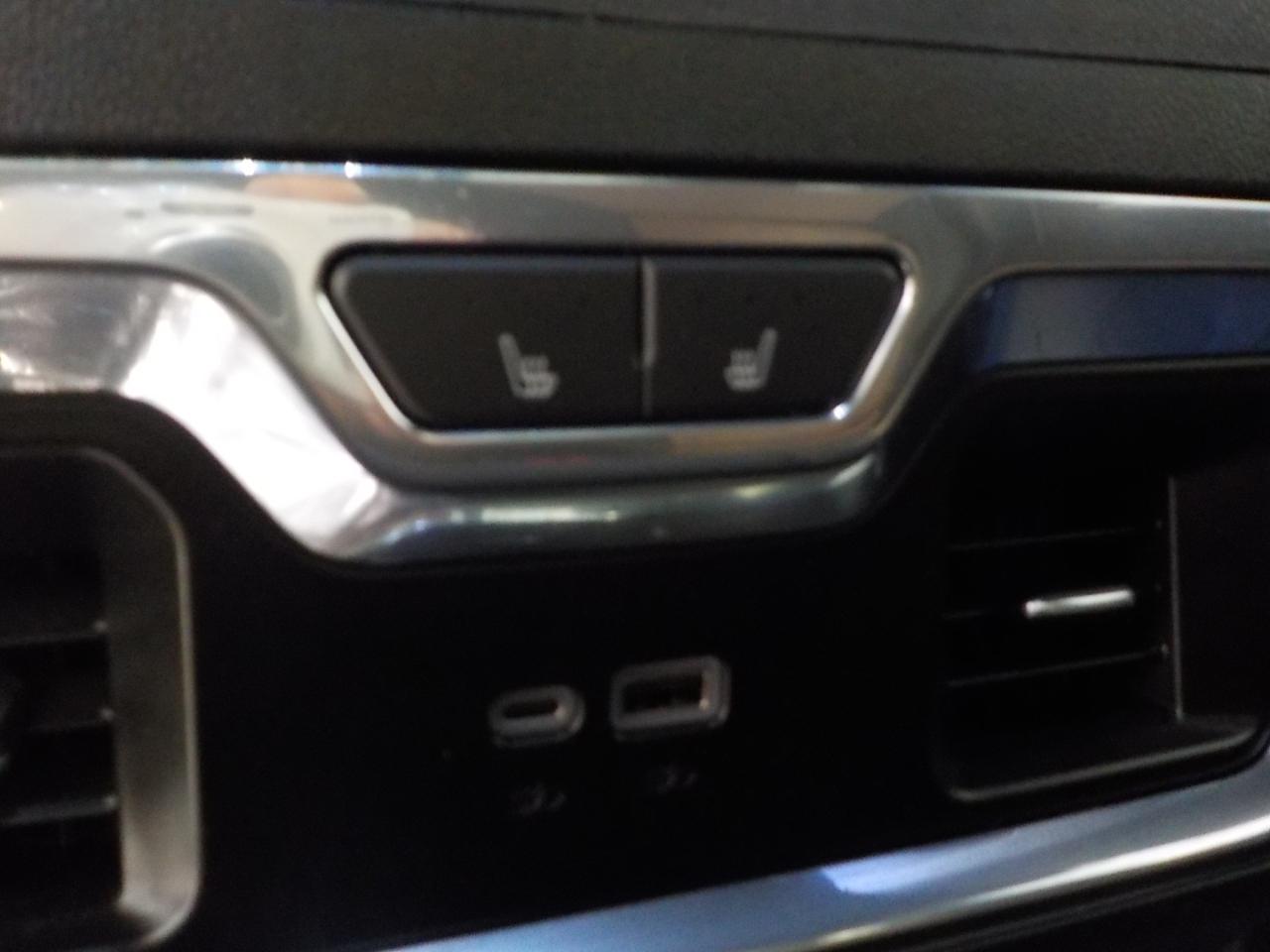 Chevrolet Silverado 2500HD 4WD Crew Cab 159" High Country 2024