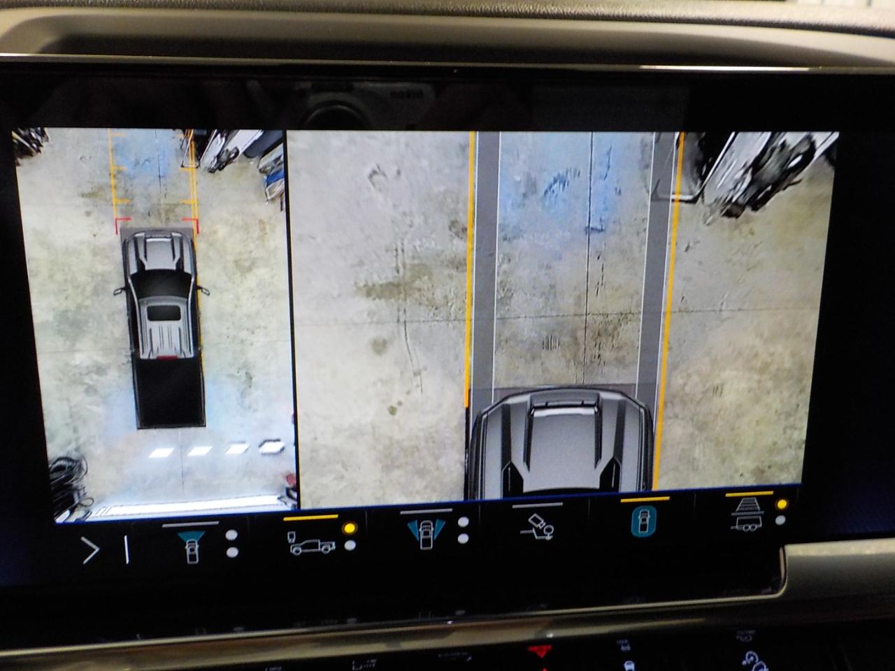 Chevrolet Silverado 2500HD 4WD Crew Cab 159" High Country 2024