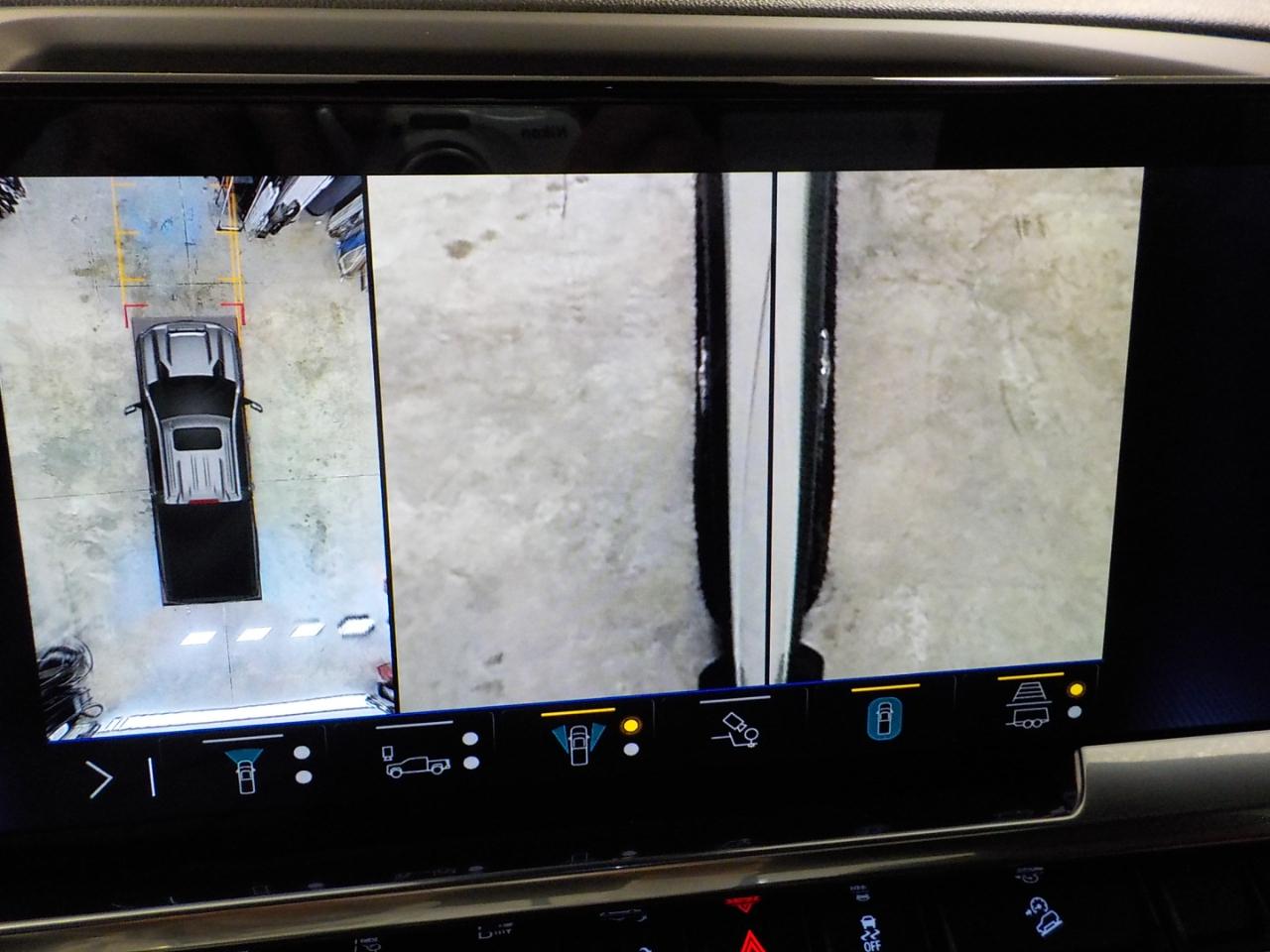 Chevrolet Silverado 2500HD 4WD Crew Cab 159" High Country 2024