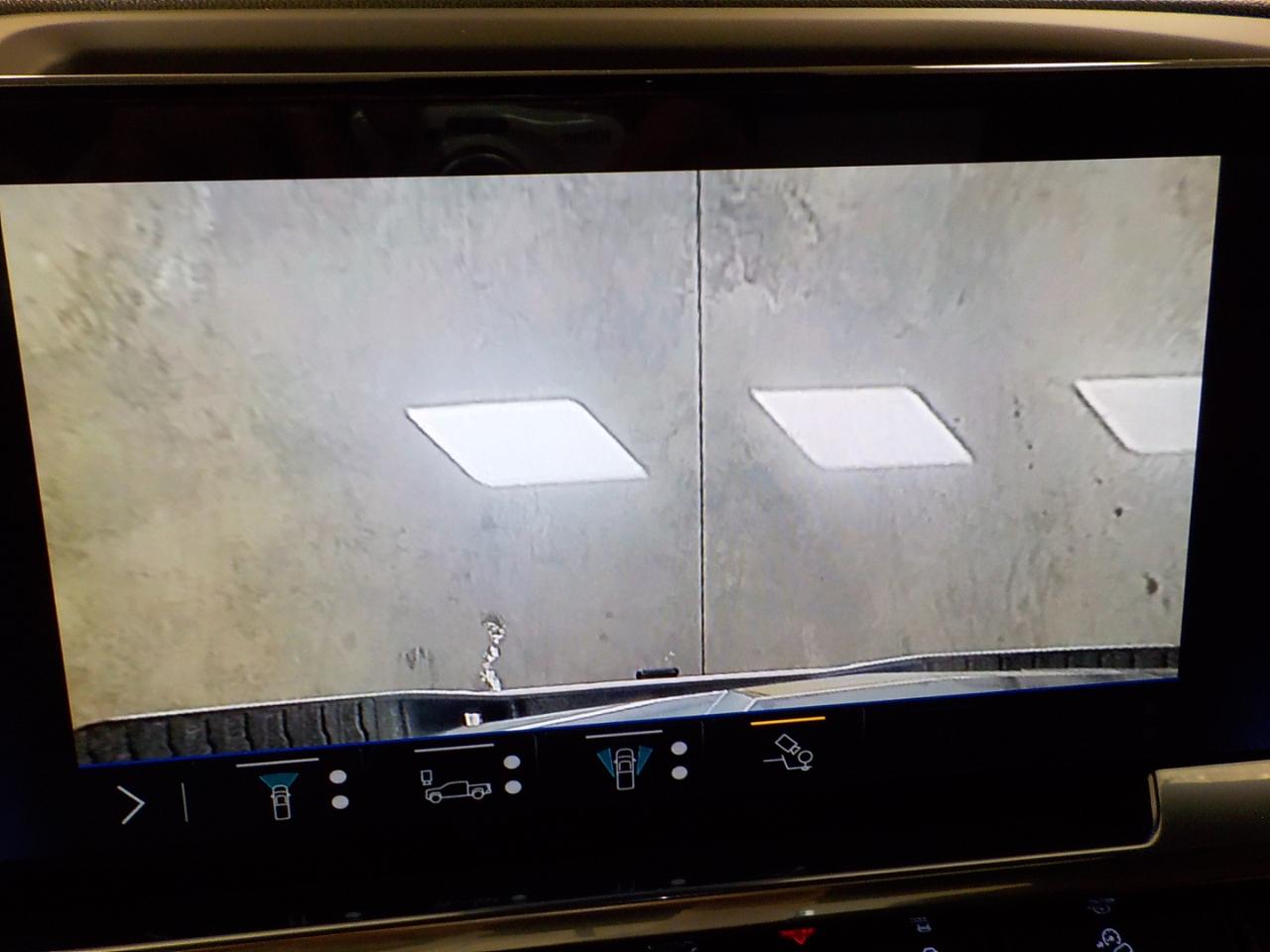 Chevrolet Silverado 2500HD 4WD Crew Cab 159" High Country 2024