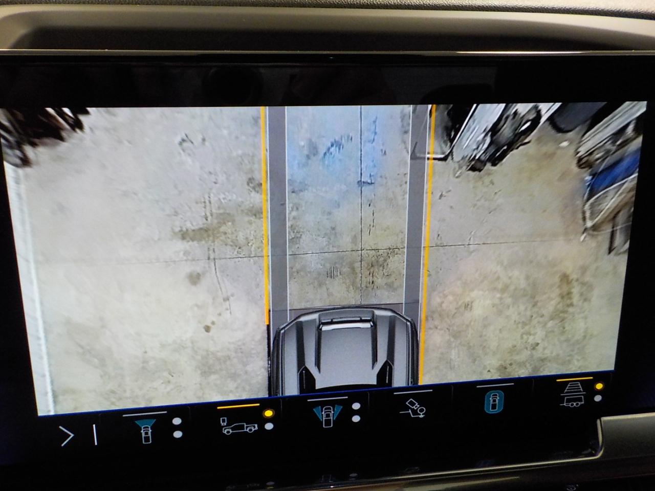 Chevrolet Silverado 2500HD 4WD Crew Cab 159" High Country 2024