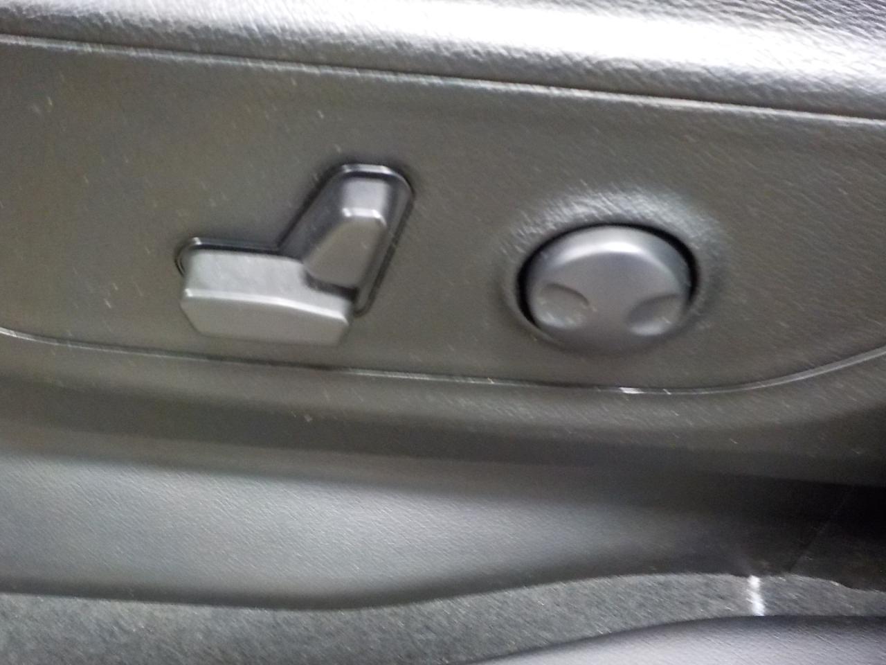 RAM 1500 Big Horn 4x4 Crew Cab 6'4" Box 2023