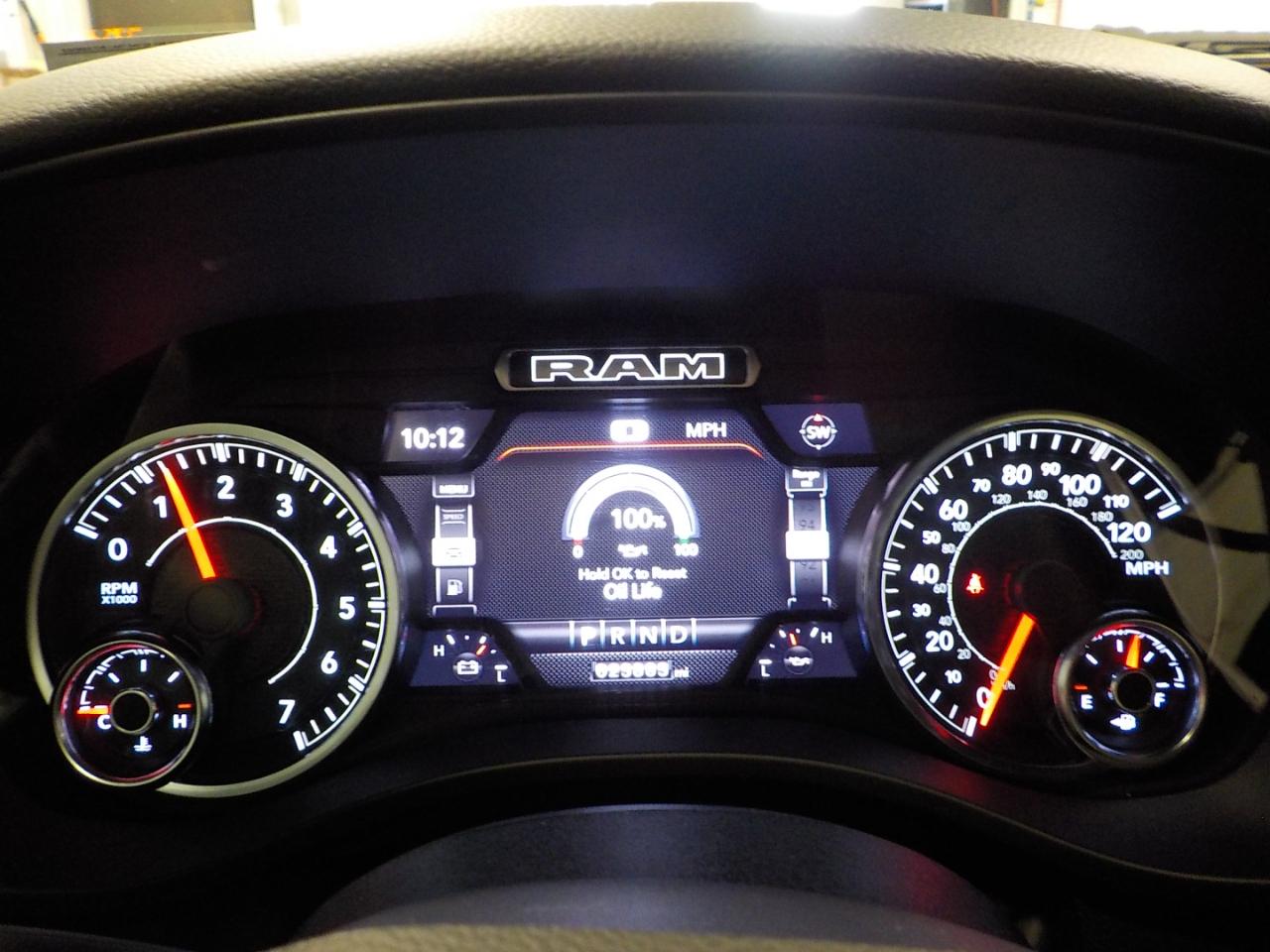 RAM 1500 Big Horn 4x4 Crew Cab 6'4" Box 2023