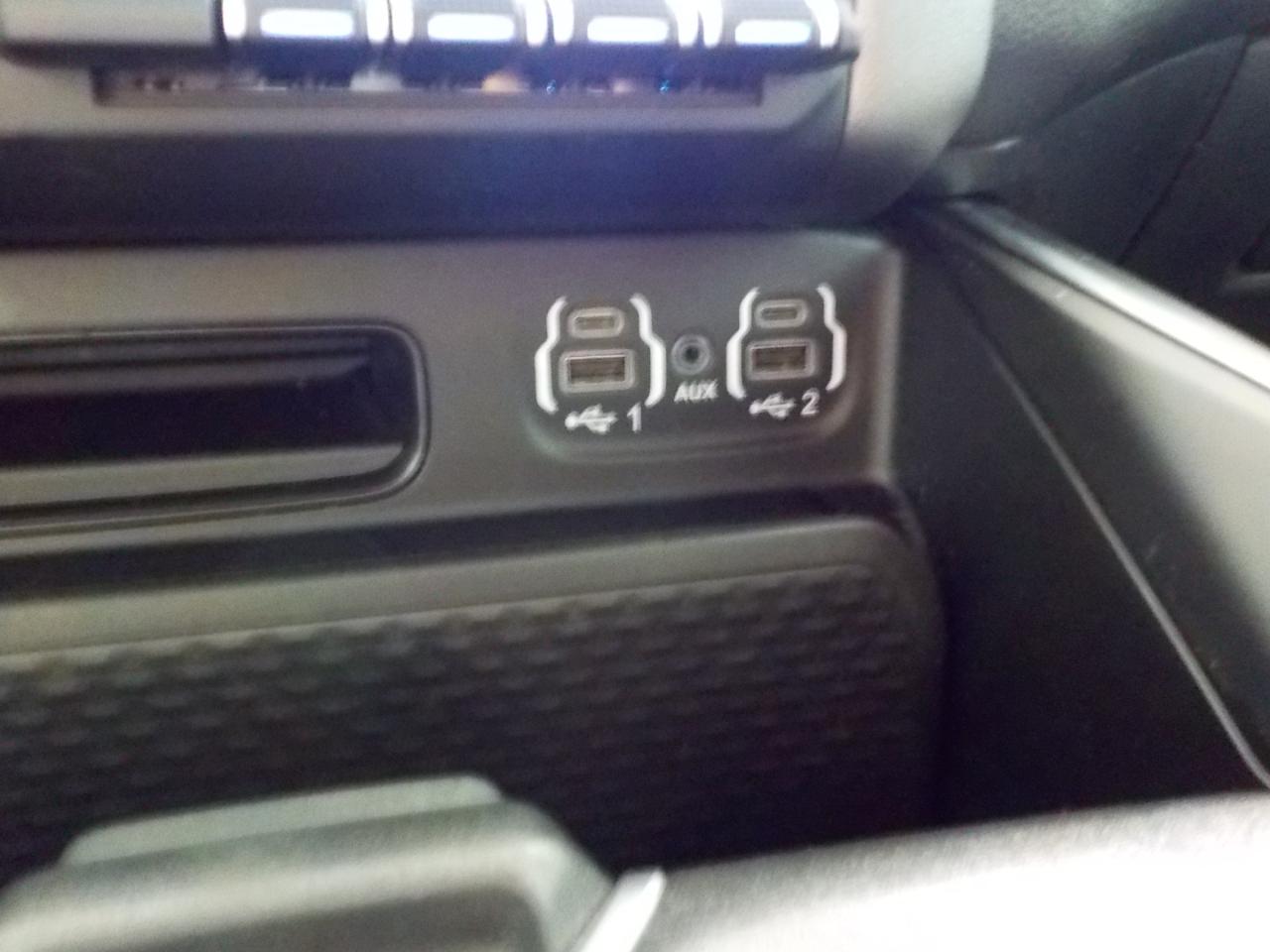 RAM 1500 Big Horn 4x4 Crew Cab 6'4" Box 2023