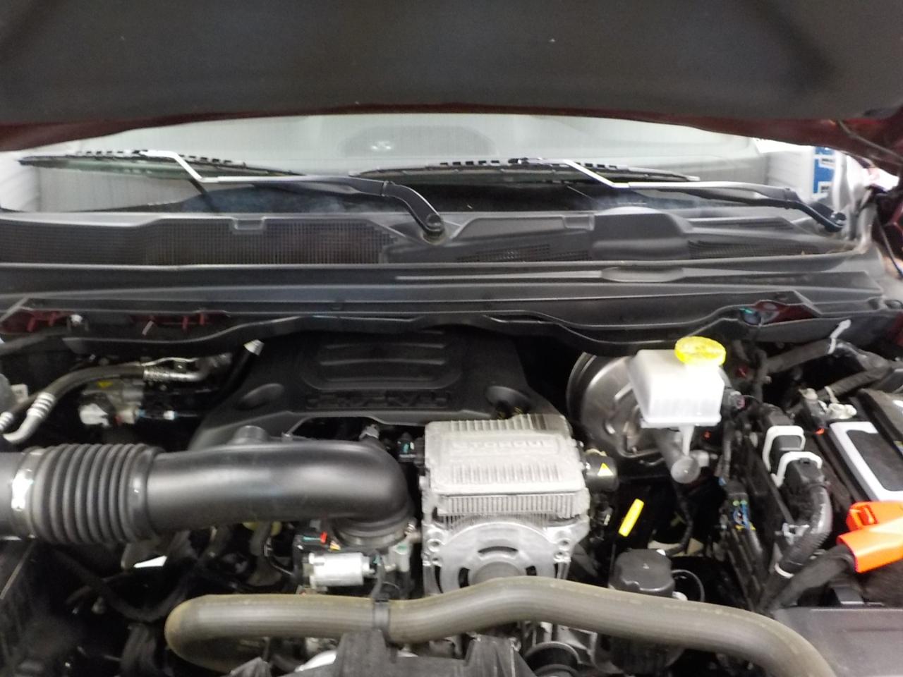 RAM 1500 Big Horn 4x4 Crew Cab 6'4" Box 2023