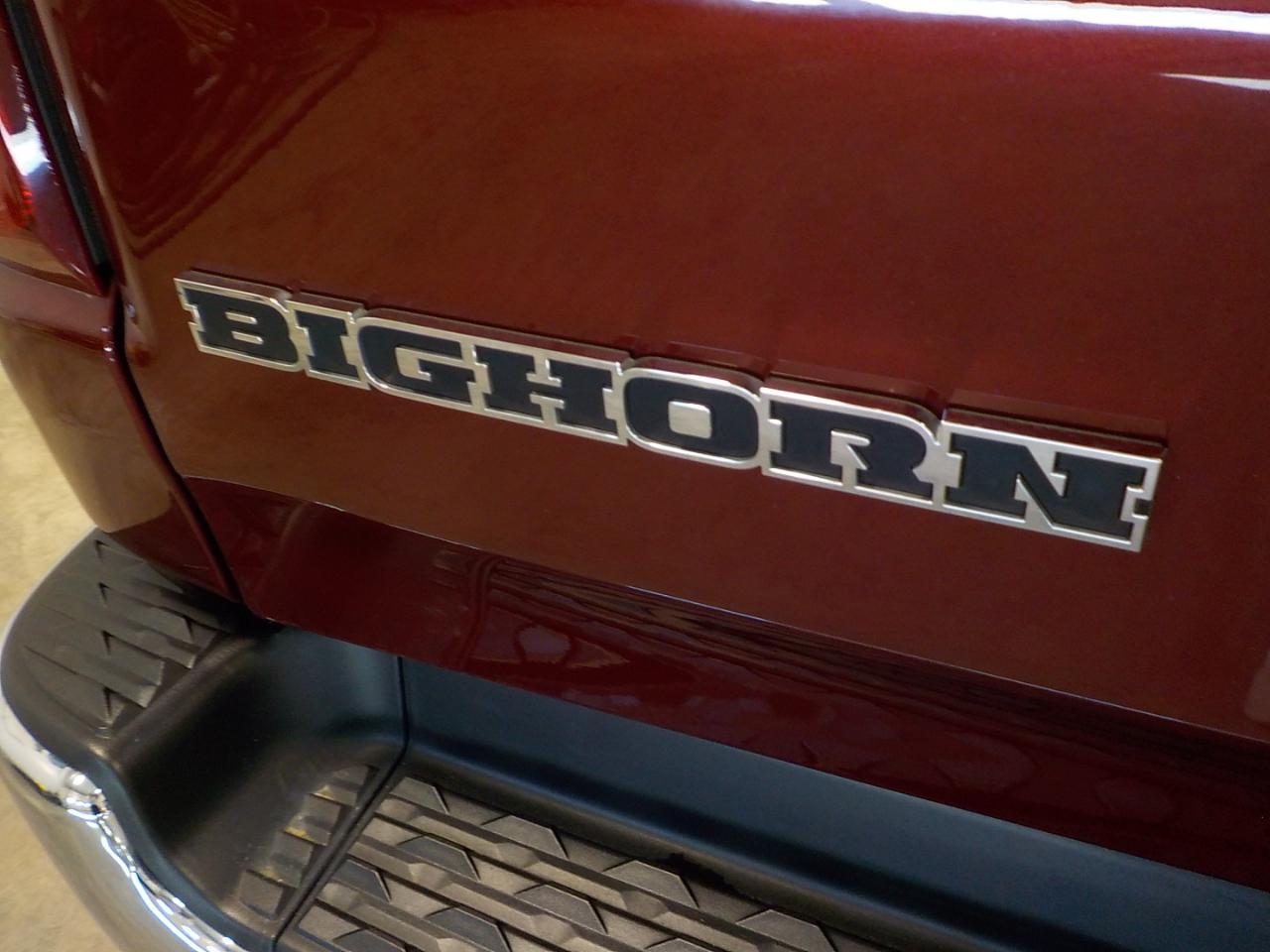 RAM 1500 Big Horn 4x4 Crew Cab 6'4" Box 2023