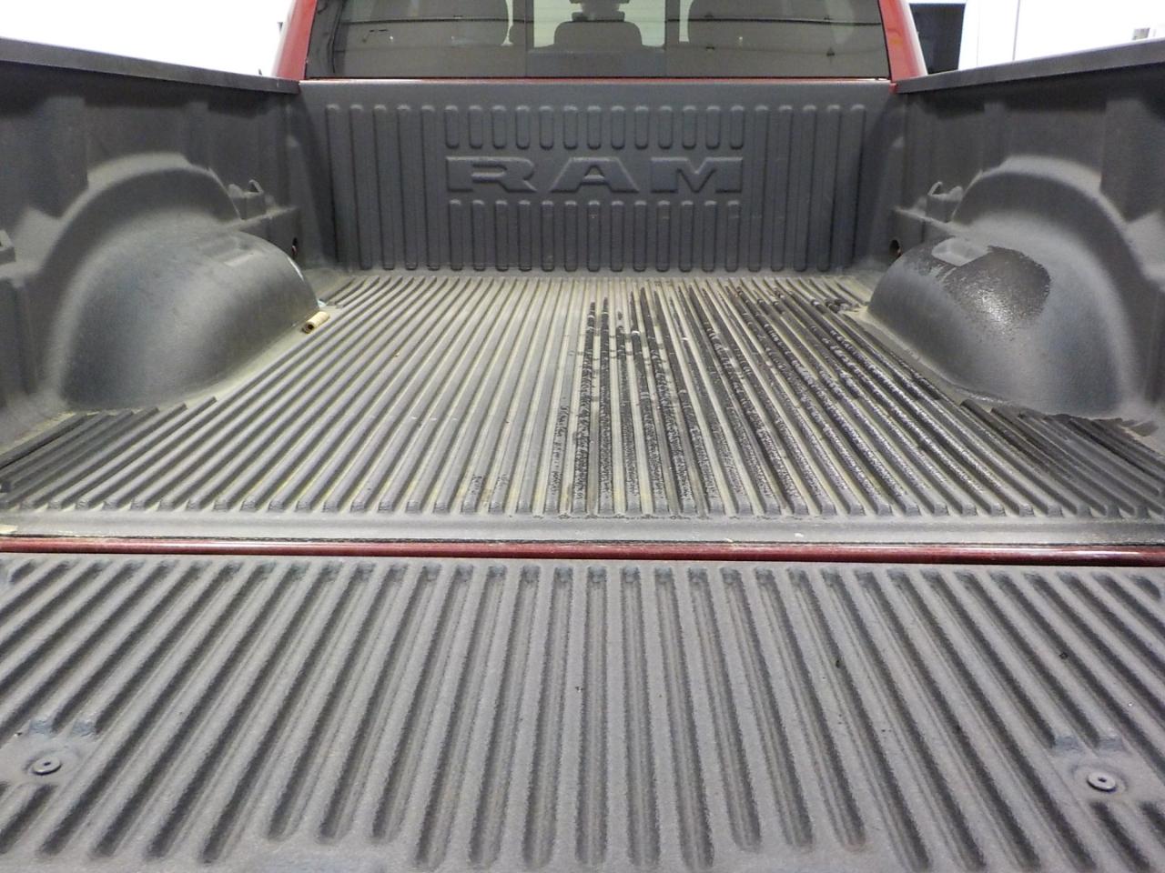 RAM 1500 Big Horn 4x4 Crew Cab 6'4" Box 2023