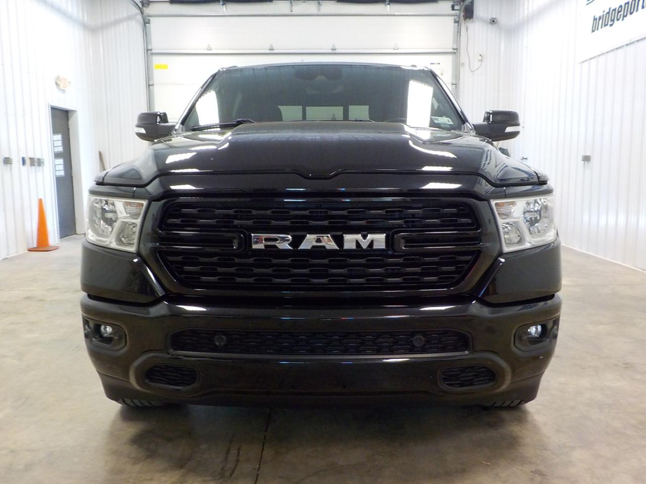 RAM 1500 Big Horn 4x4 Crew Cab 6'4" Box 2022